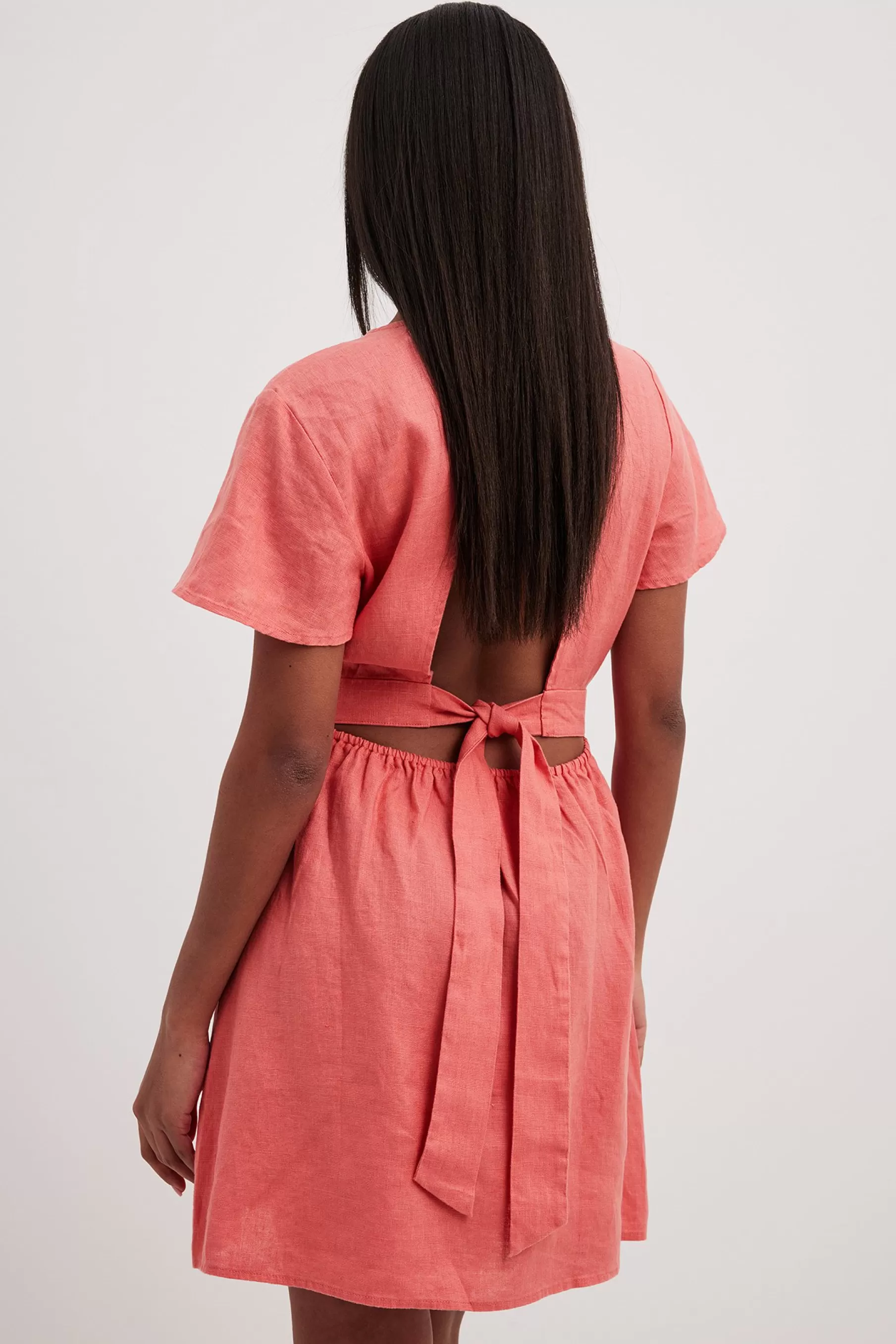 NA-KD Linen Flowy Tie Back Mini Dress Pink