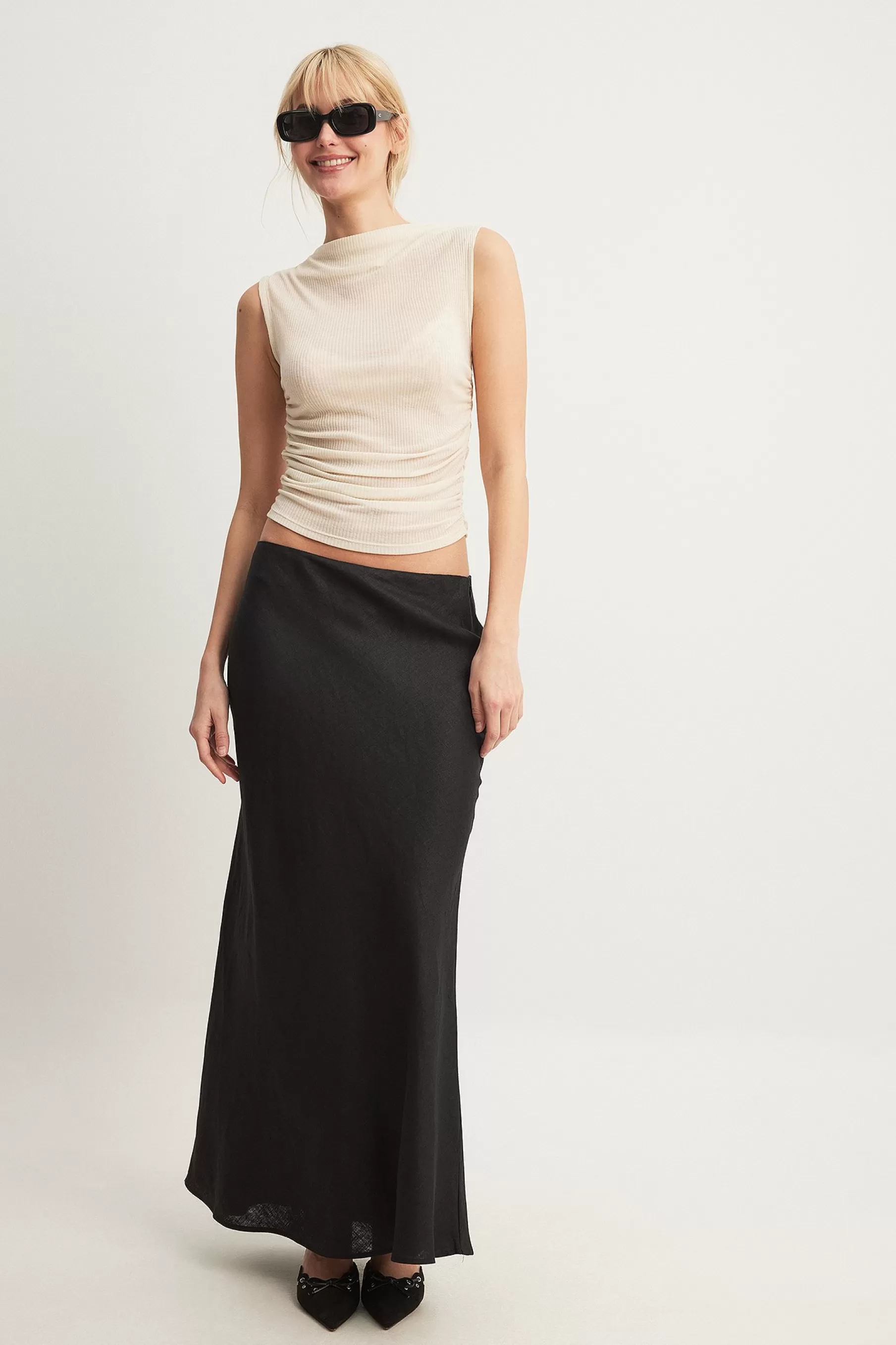 NA-KD Linen Mermaid Shape Maxi Skirt Black