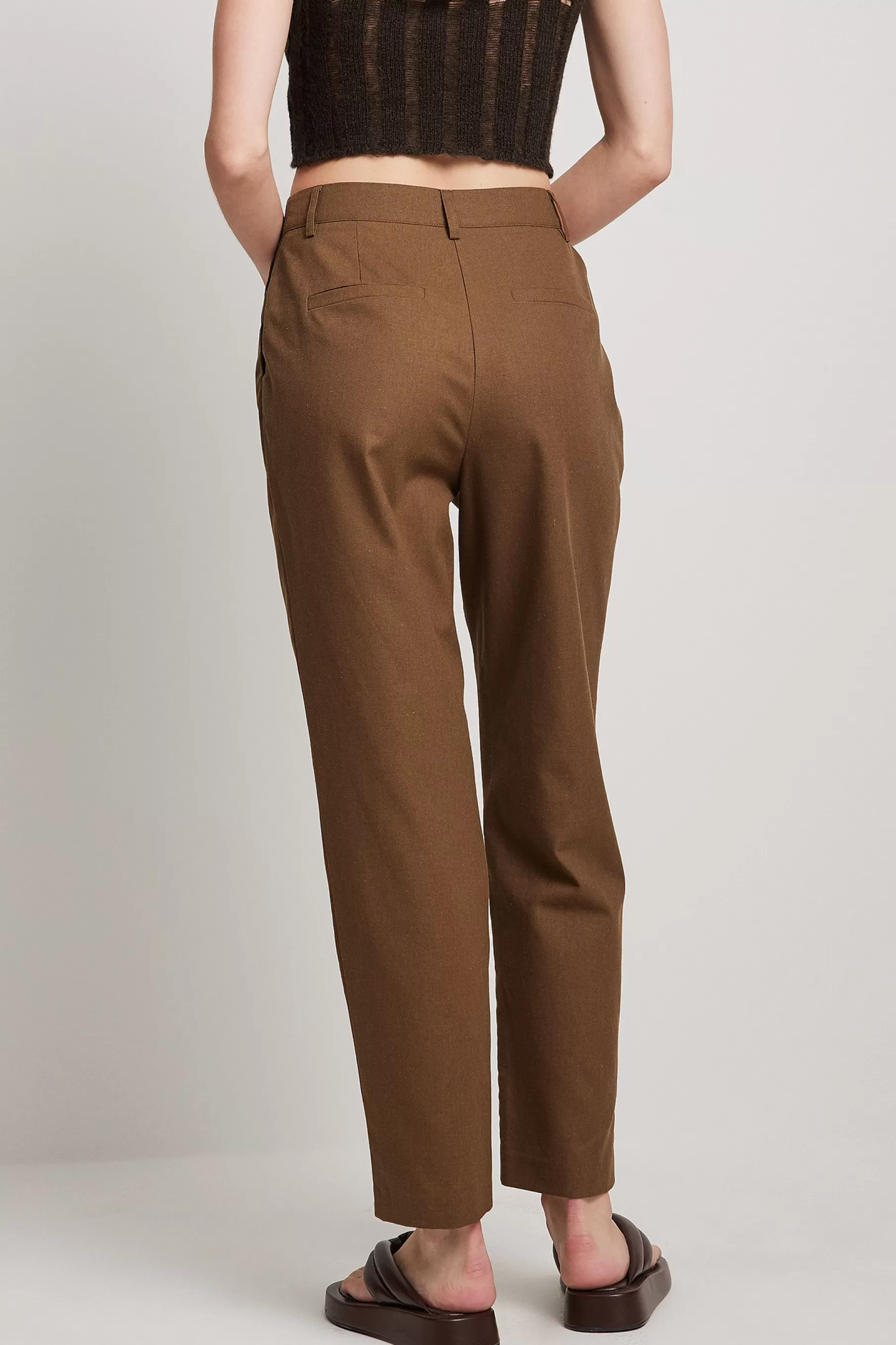 NA-KD Linen-Blend Chinos Brown