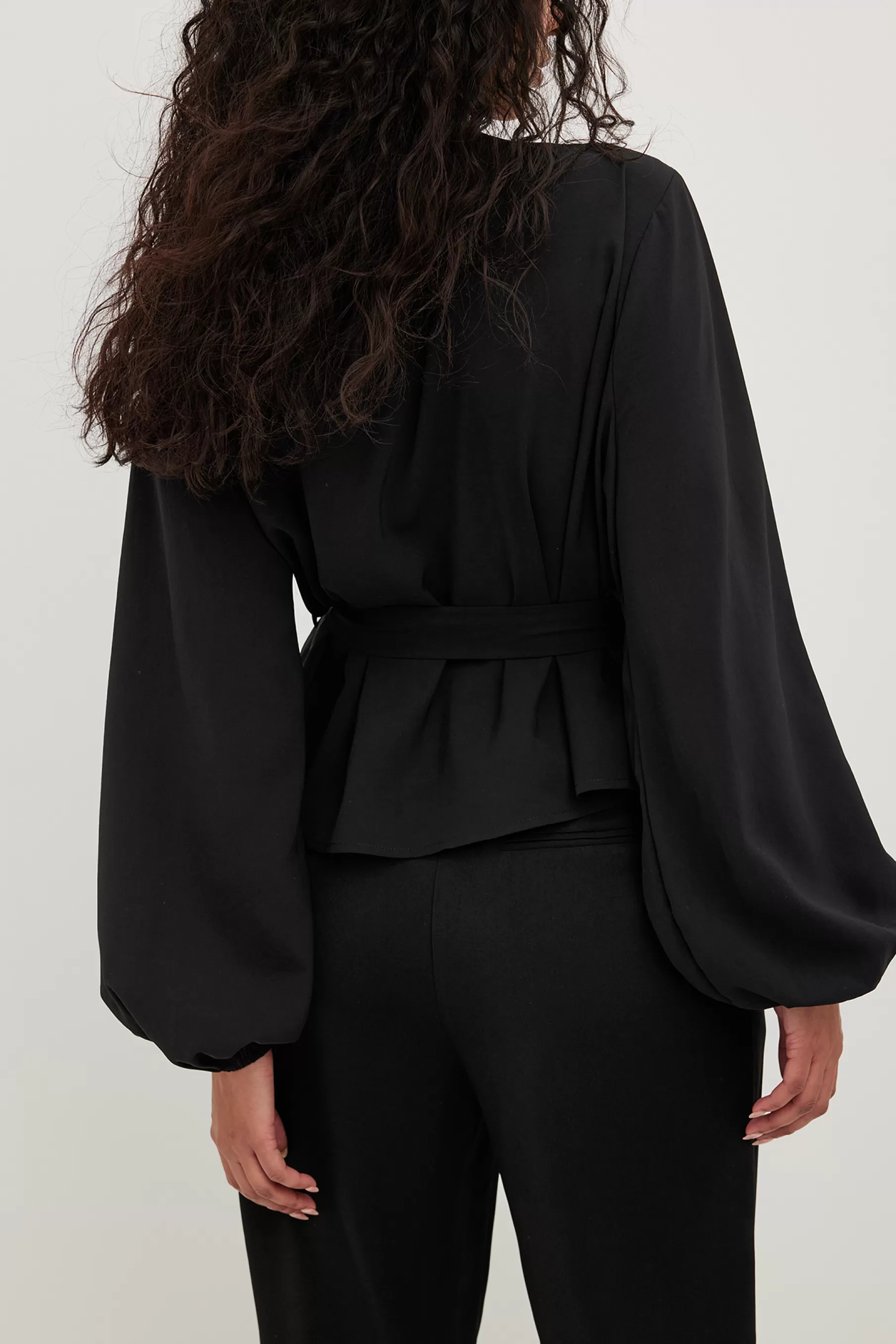 NA-KD Long Sleeve Overlap Tie Blouse Black