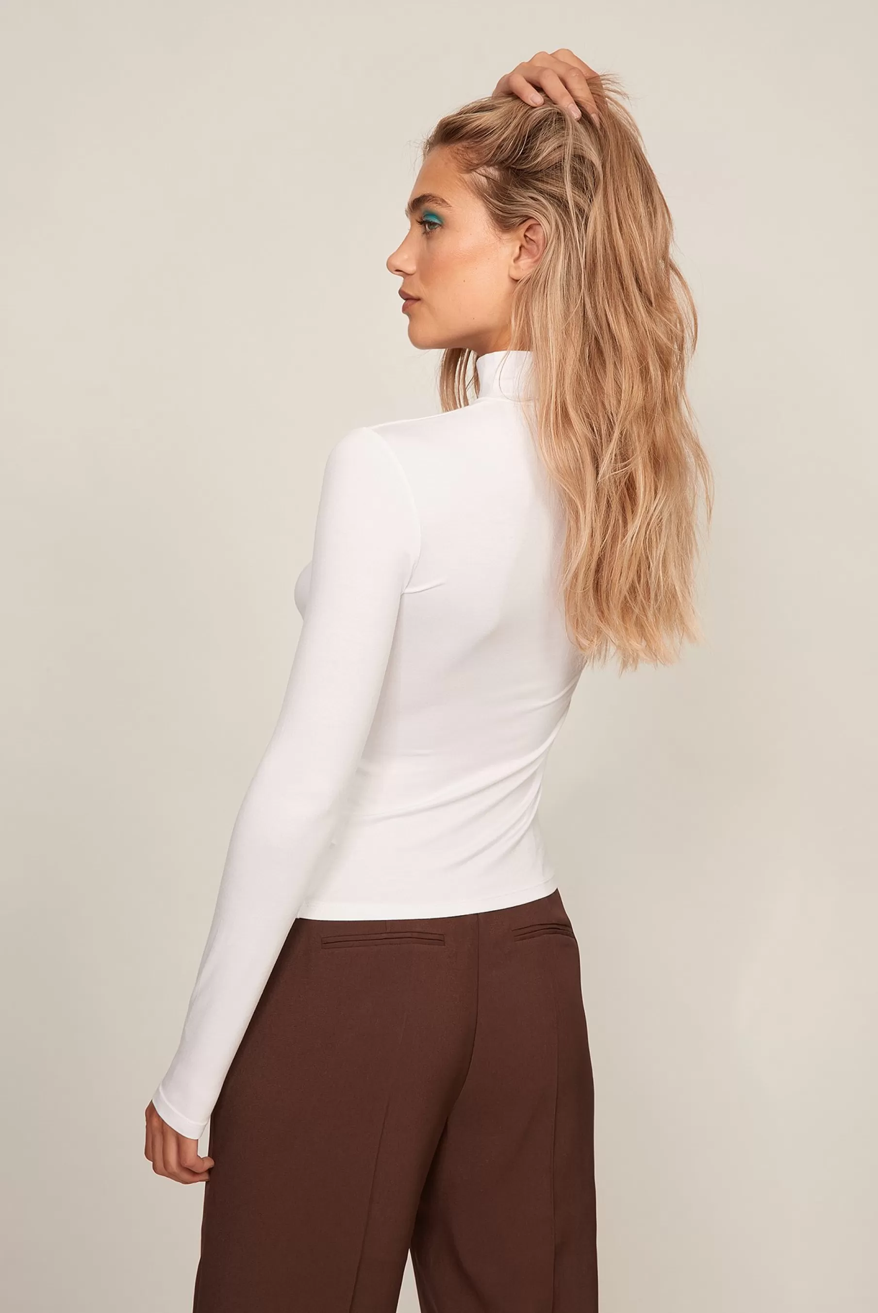 NA-KD Long Sleeved Turtle Neck Top White