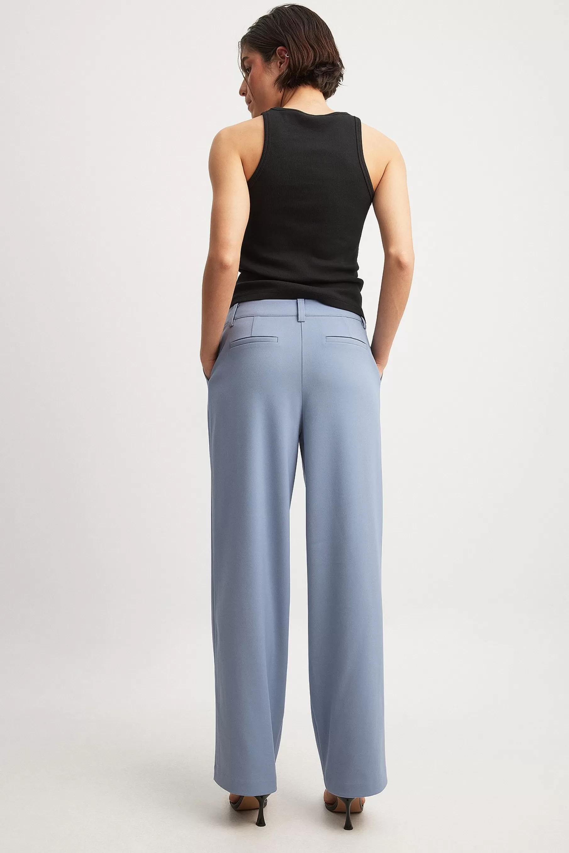 NA-KD Low Waist Pleated Suit Pants Blue