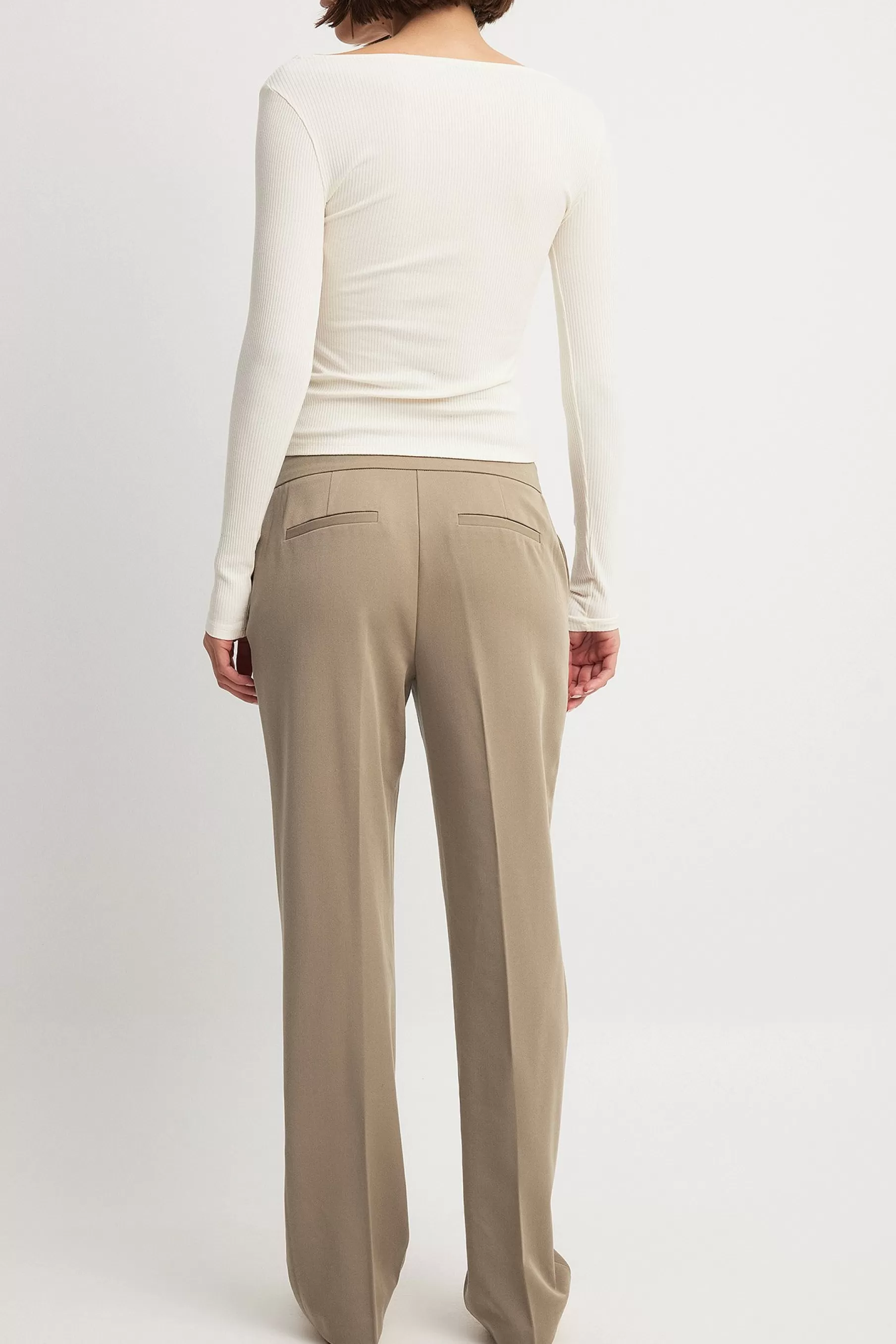 NA-KD Low Waist Suit Pants Beige