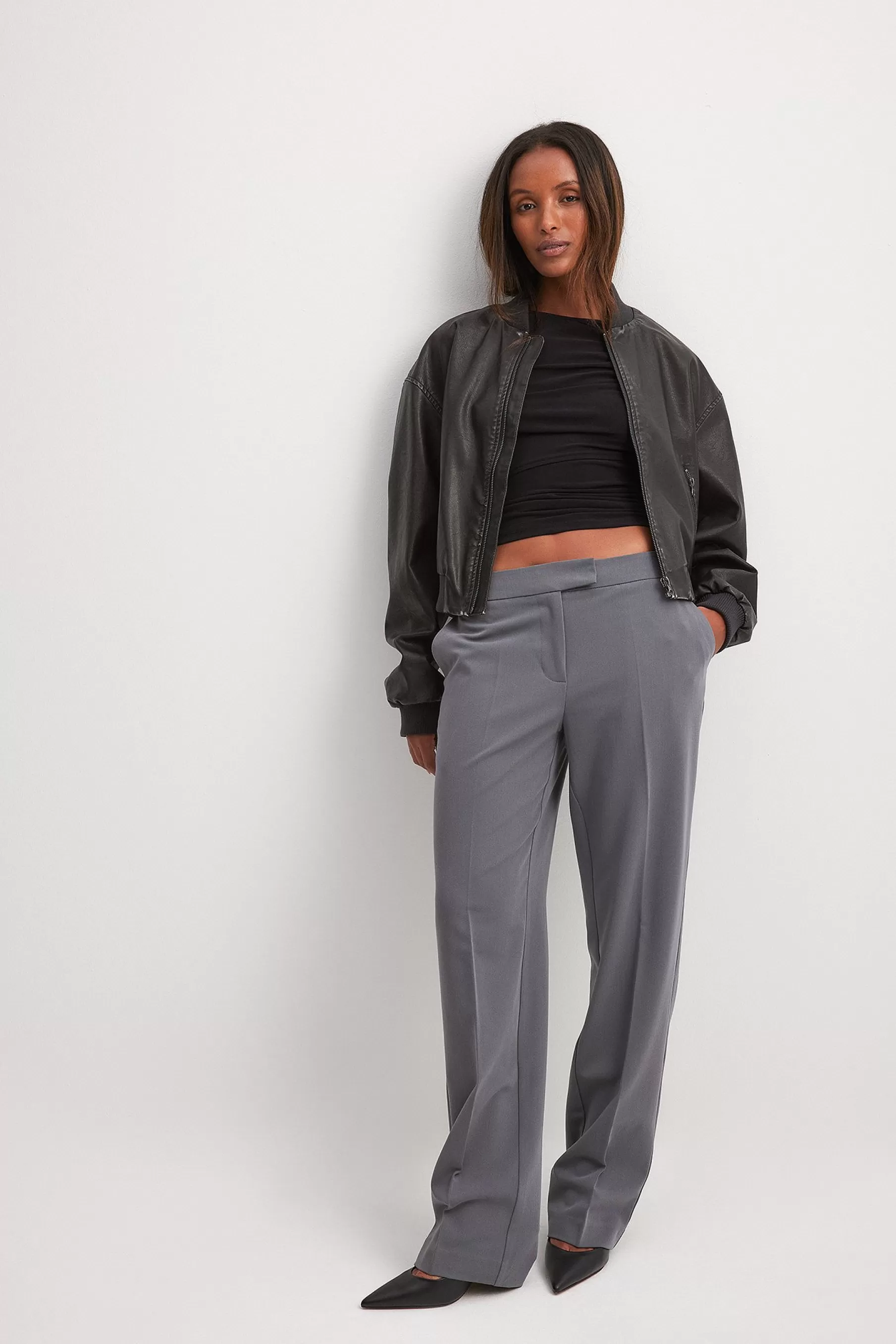 NA-KD Low Waist Suit Pants Grey