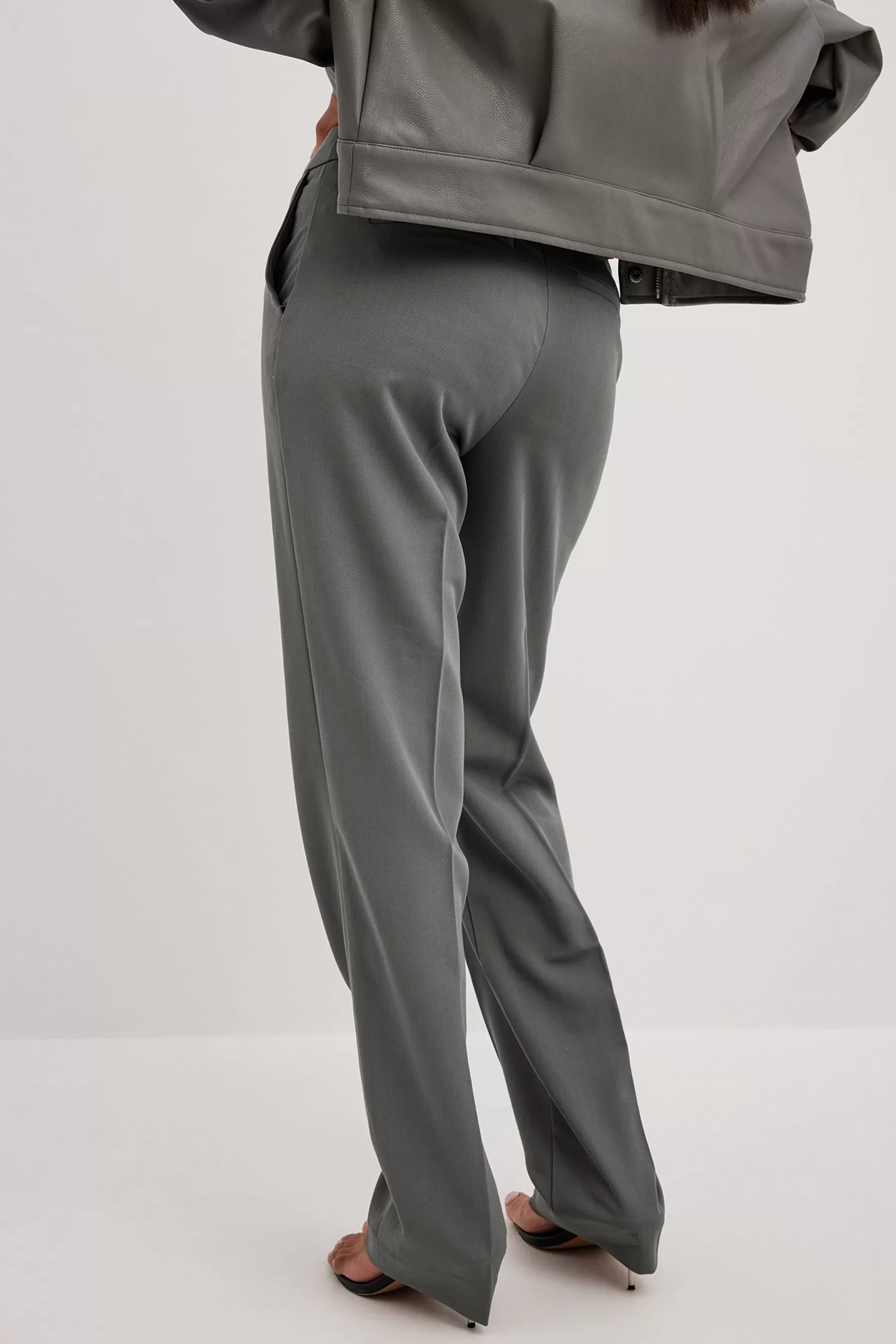 NA-KD Low Waist Suit Pants Grey