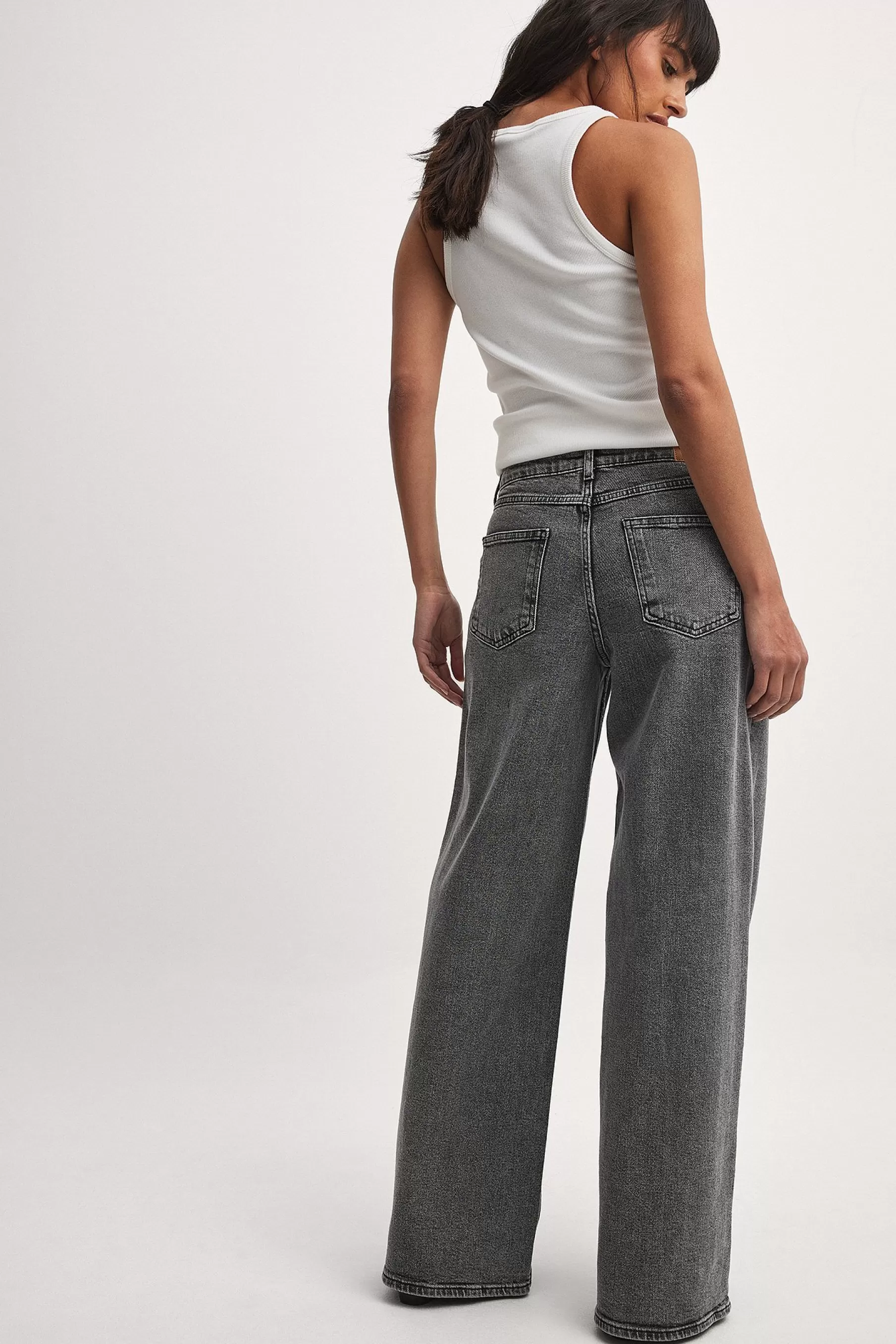 NA-KD Low Waist Wide Leg Jeans With Seam Details Grey