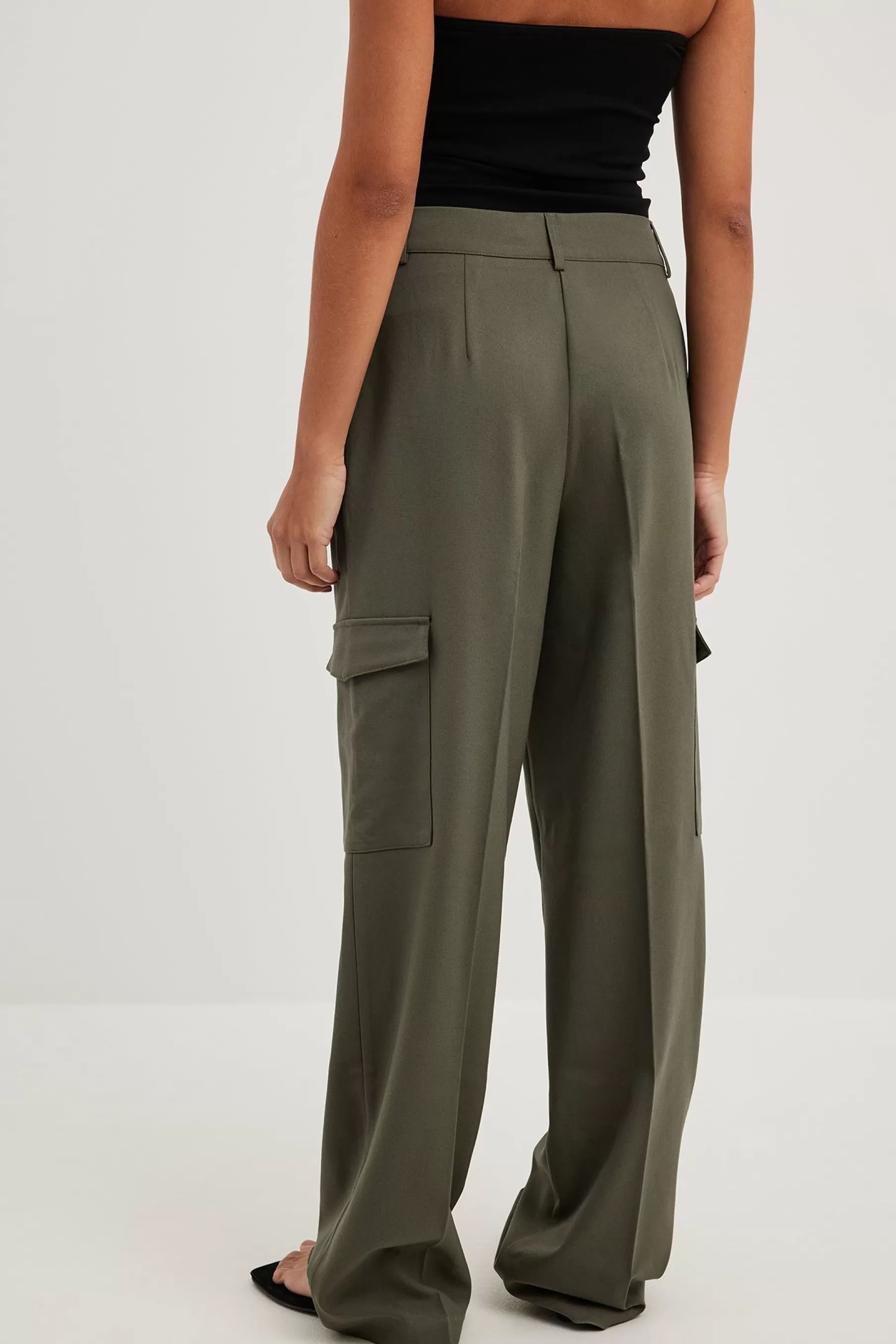 NA-KD Mid Waist Cargo Suit Pants Green