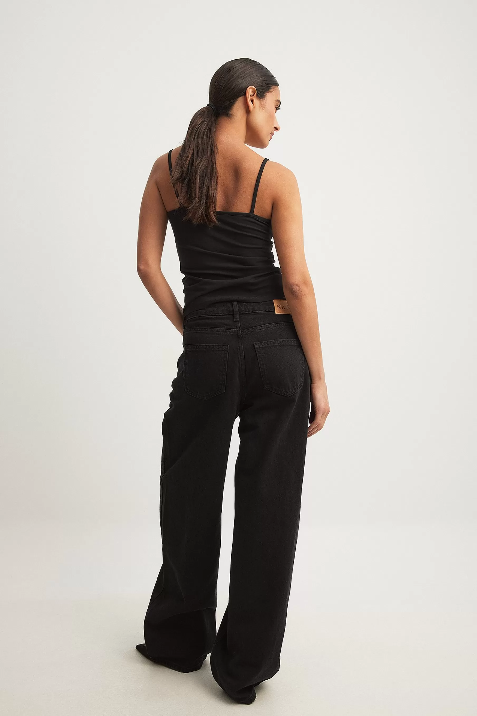 NA-KD Mid Waist Loose Long Jeans Black