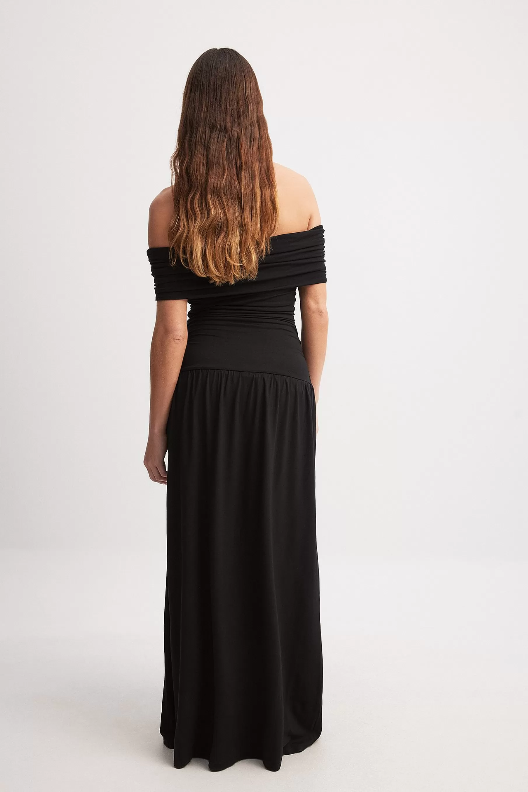 NA-KD Off Shoulder Low Waist Maxi Dress Black