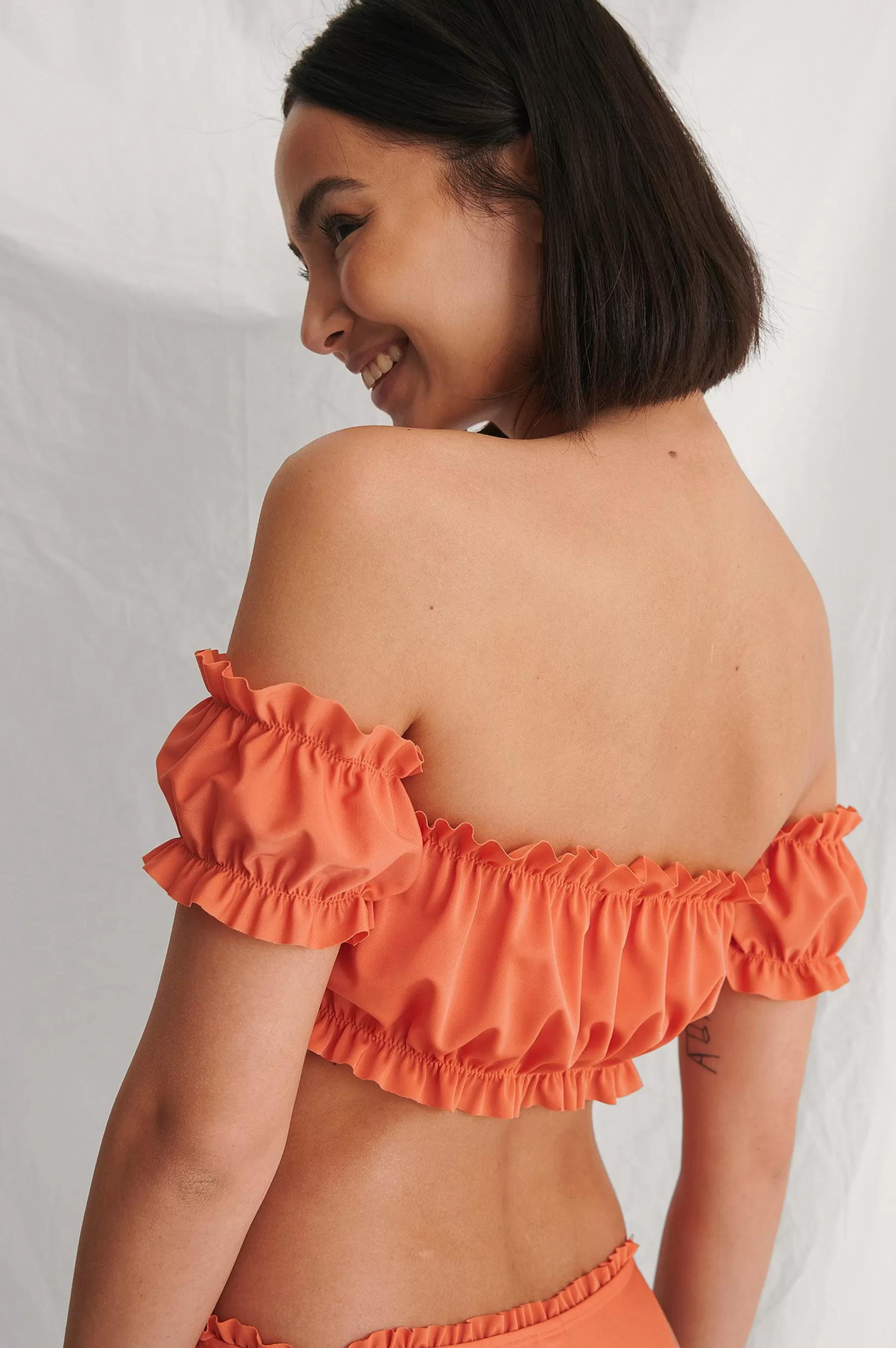 NA-KD Off Shoulder Recycled Ruffled Top Orange