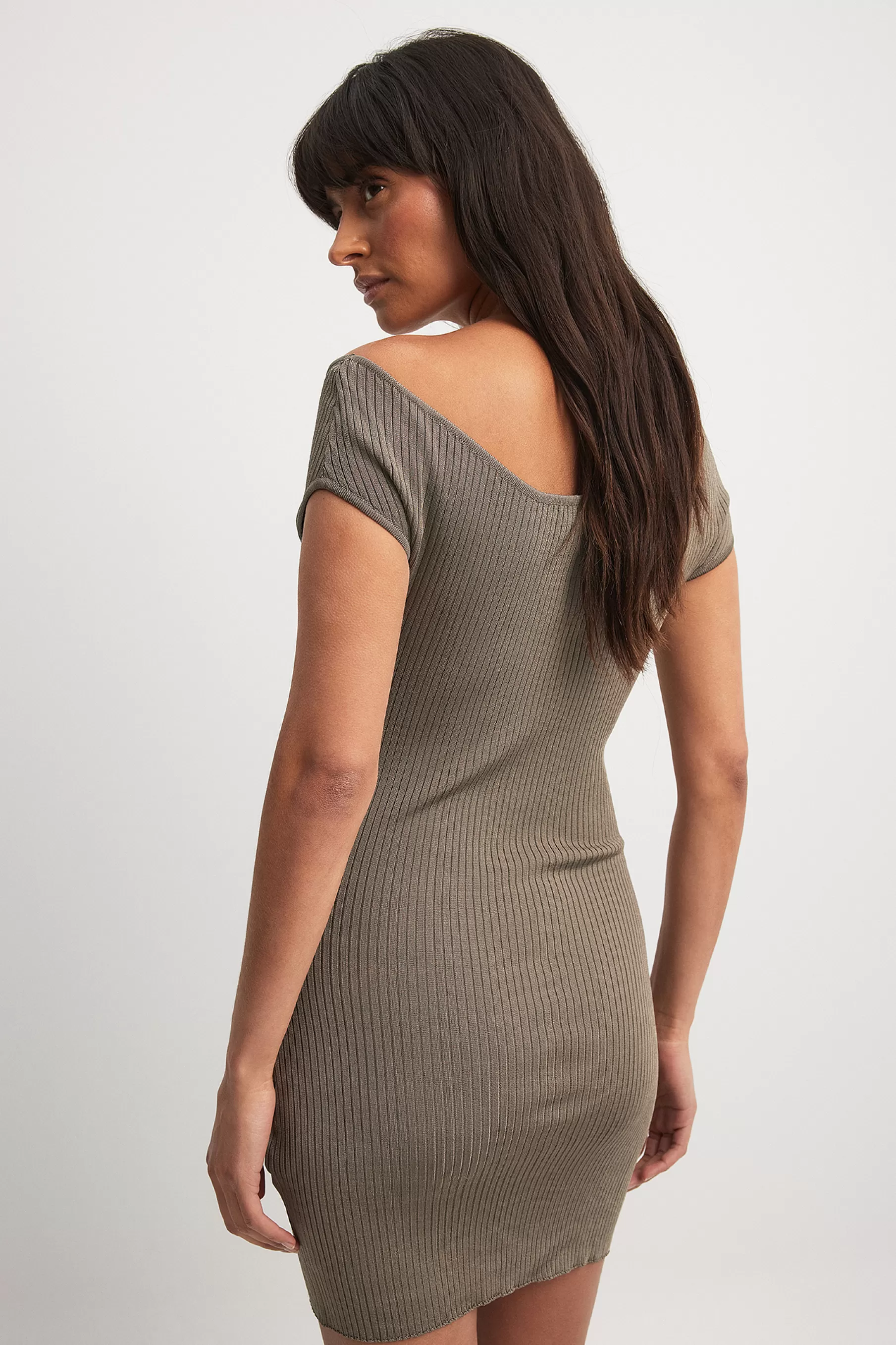 NA-KD Offshoulder Knitted Mini Dress Brown