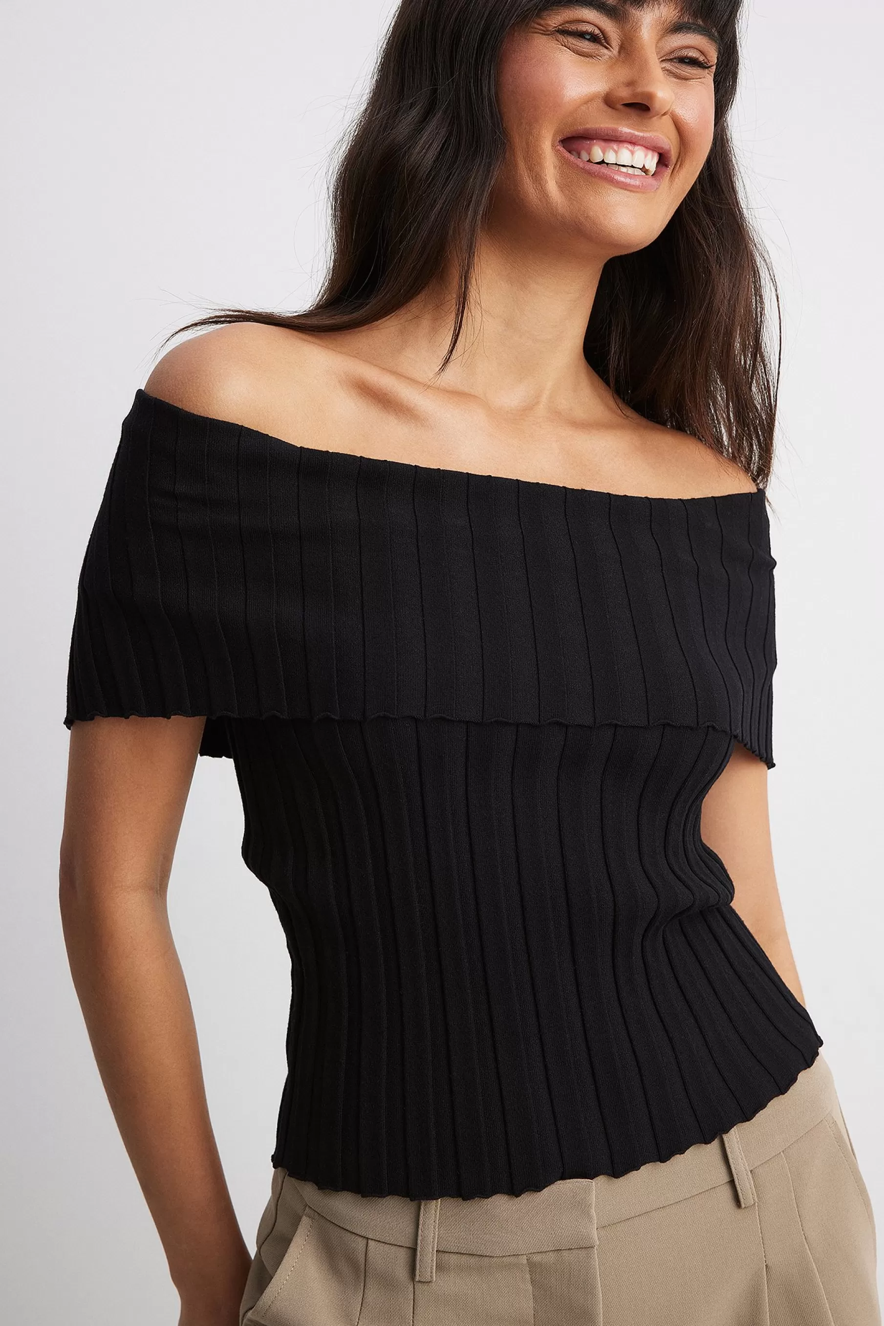 NA-KD Offshoulder Knitted Top Black