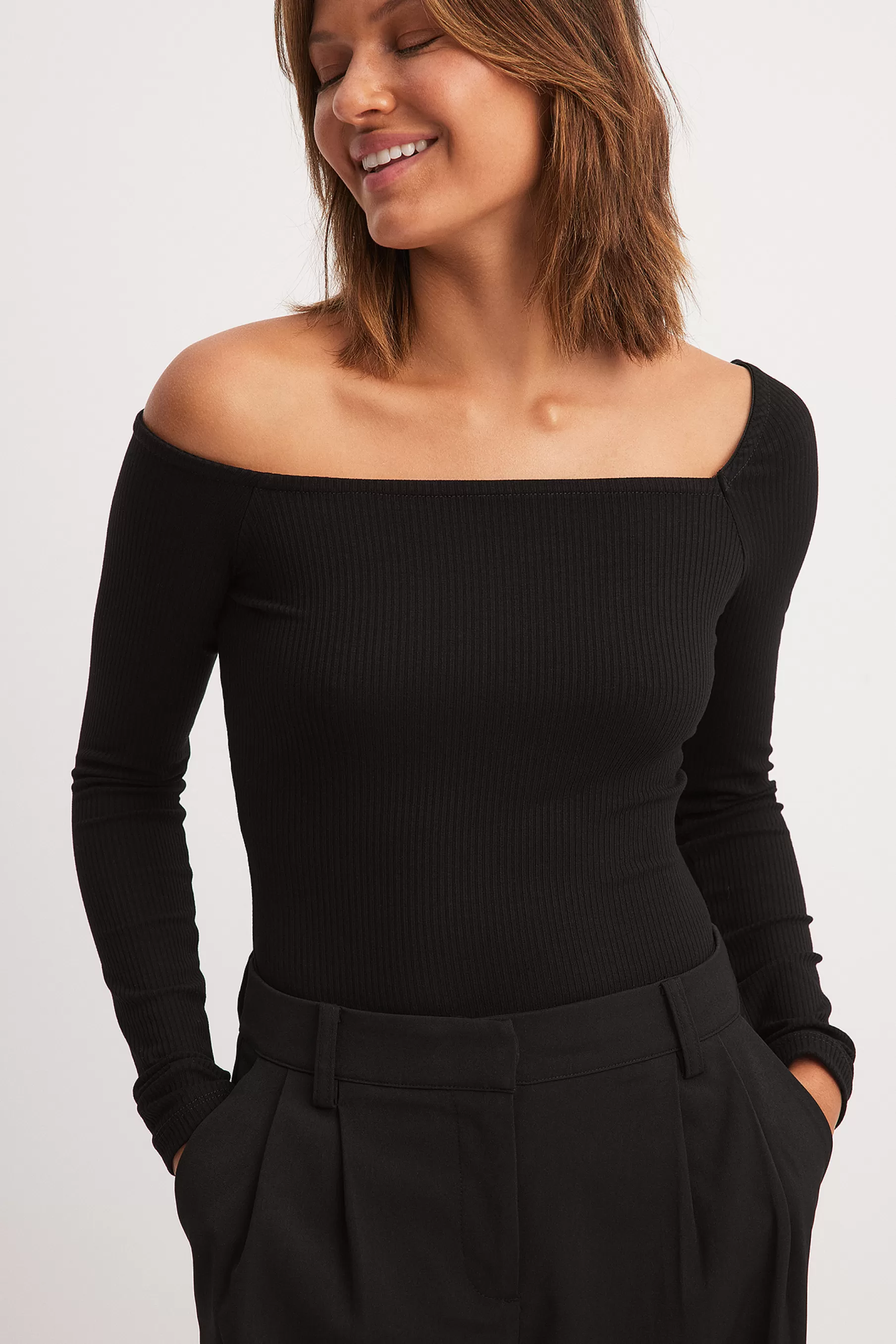 NA-KD One Shoulder Body Black