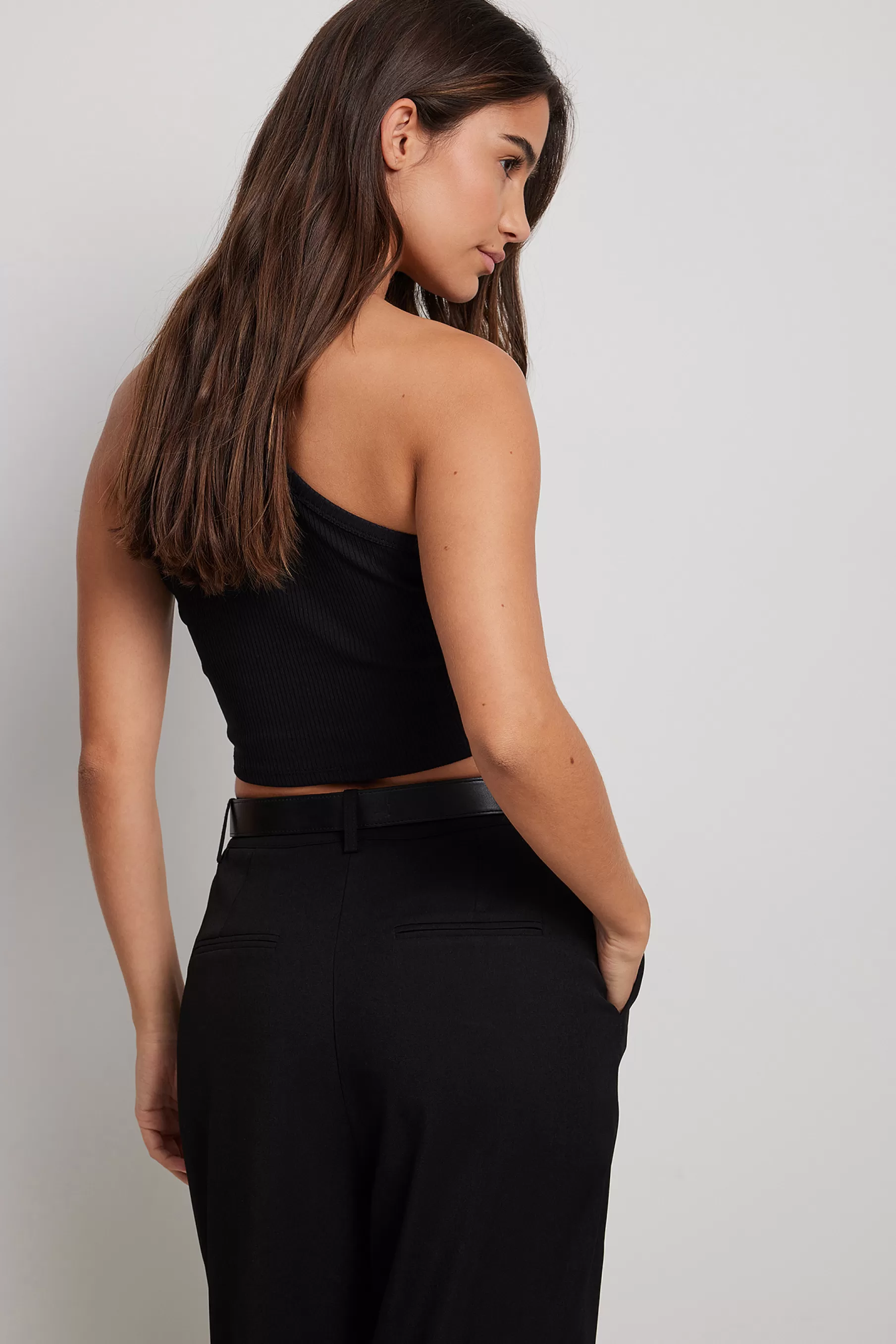 NA-KD One Shoulder Crop Rib Top Black