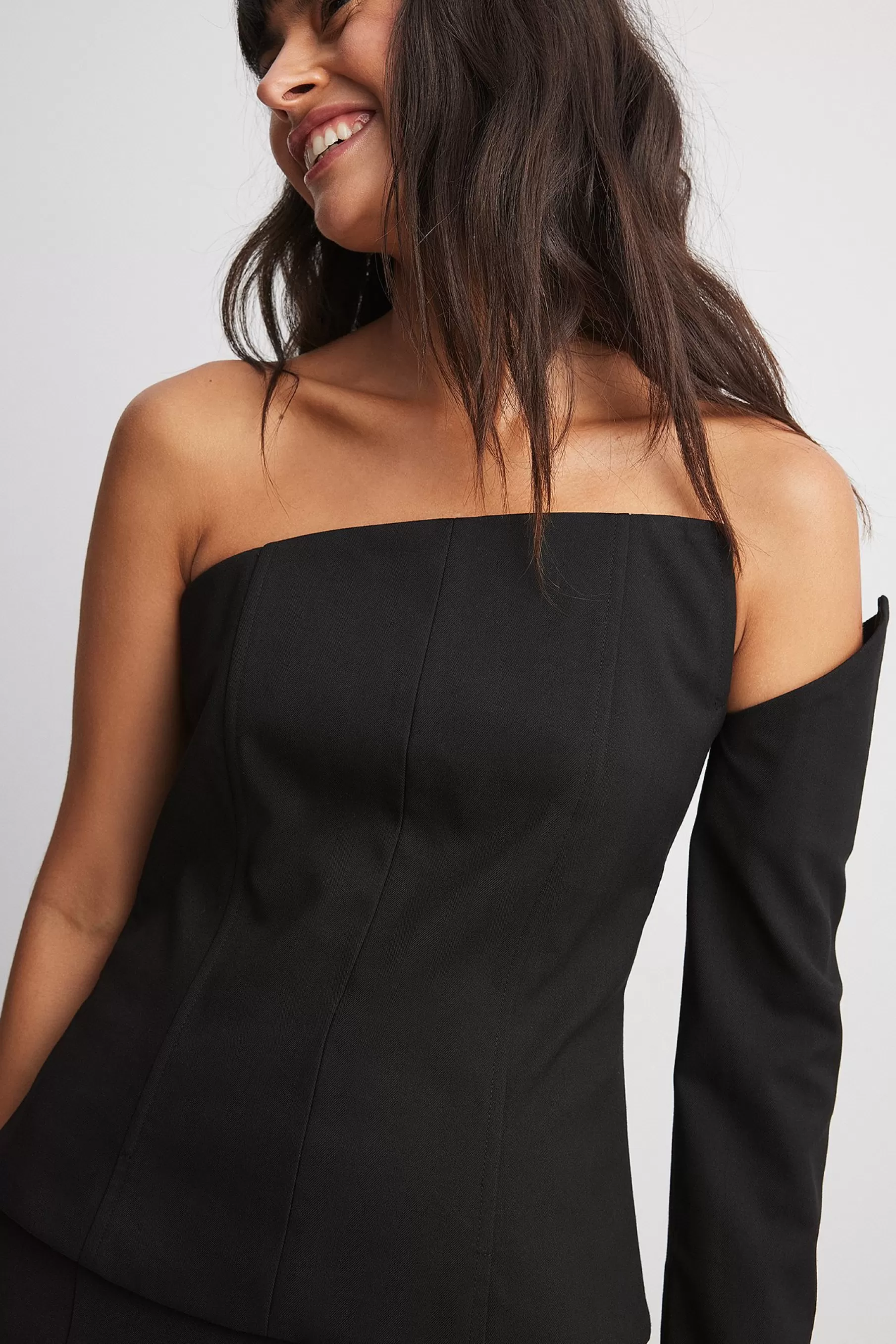 NA-KD One Sleeve Shoulder Detail Top Black