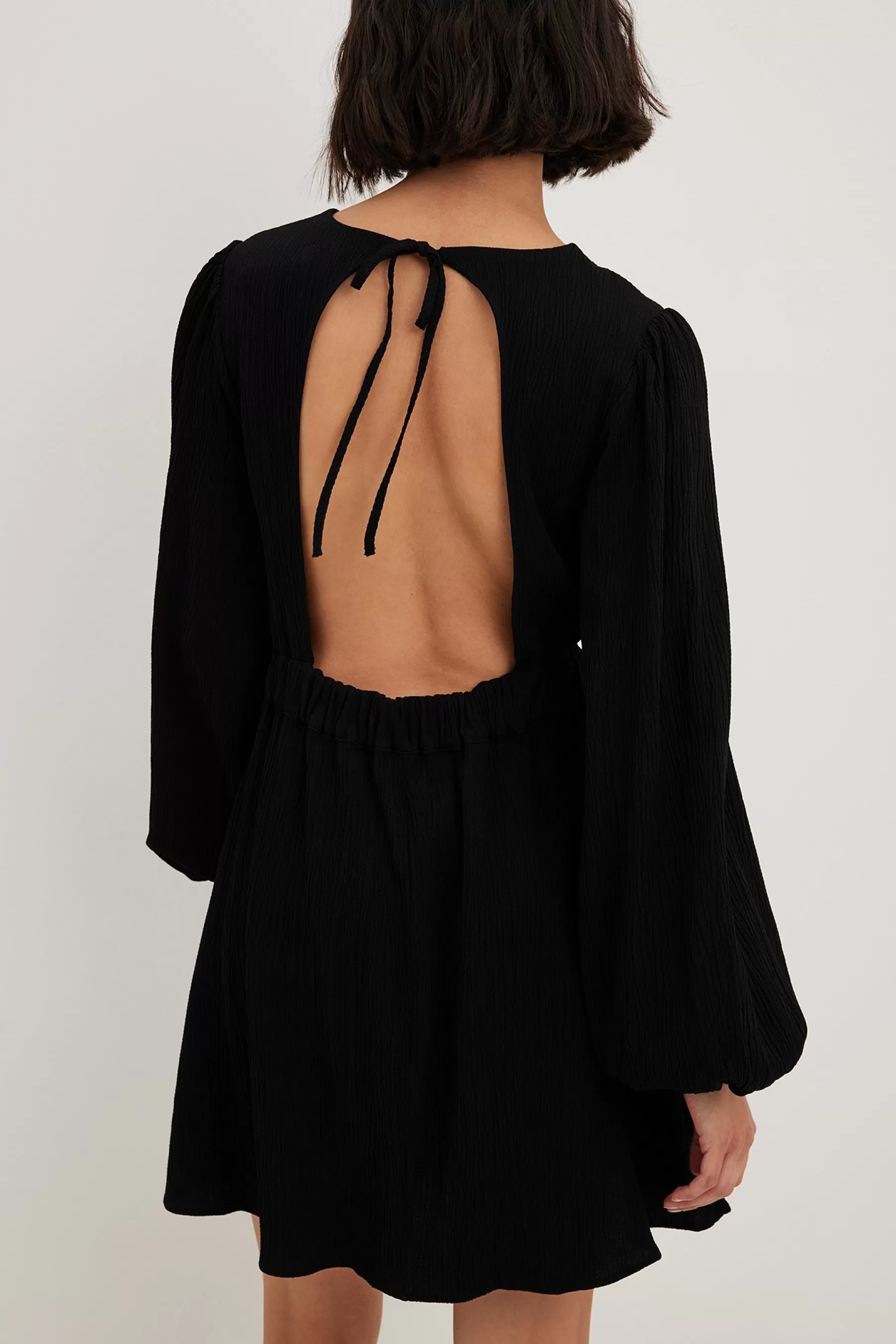 NA-KD Open Back Structured Mini Dress Black