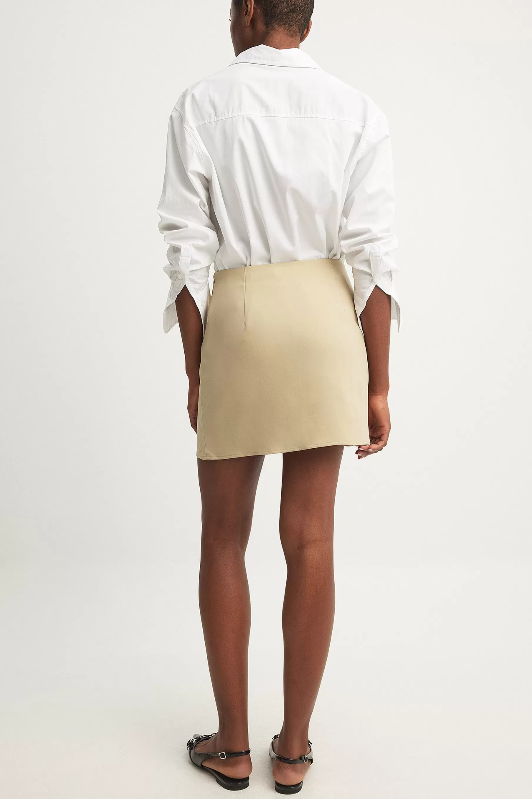 NA-KD Overlap Cargo Pocket Skirt Beige