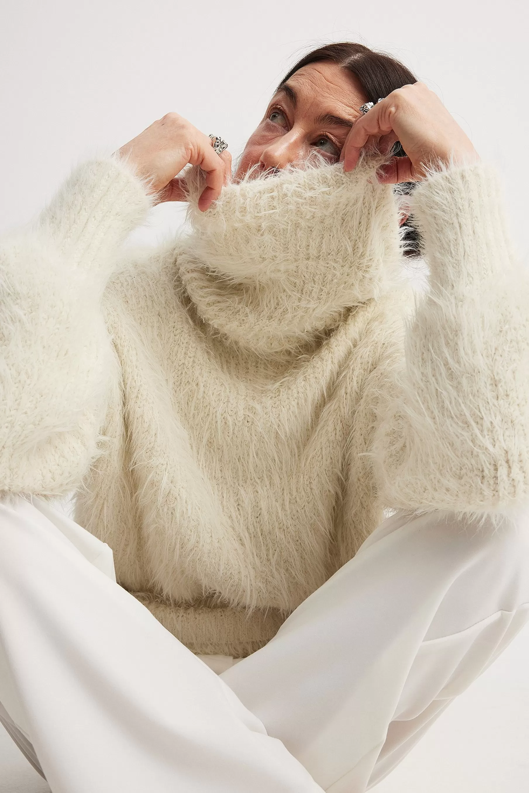 NA-KD Oversized Turtleneck Knitted Sweater White