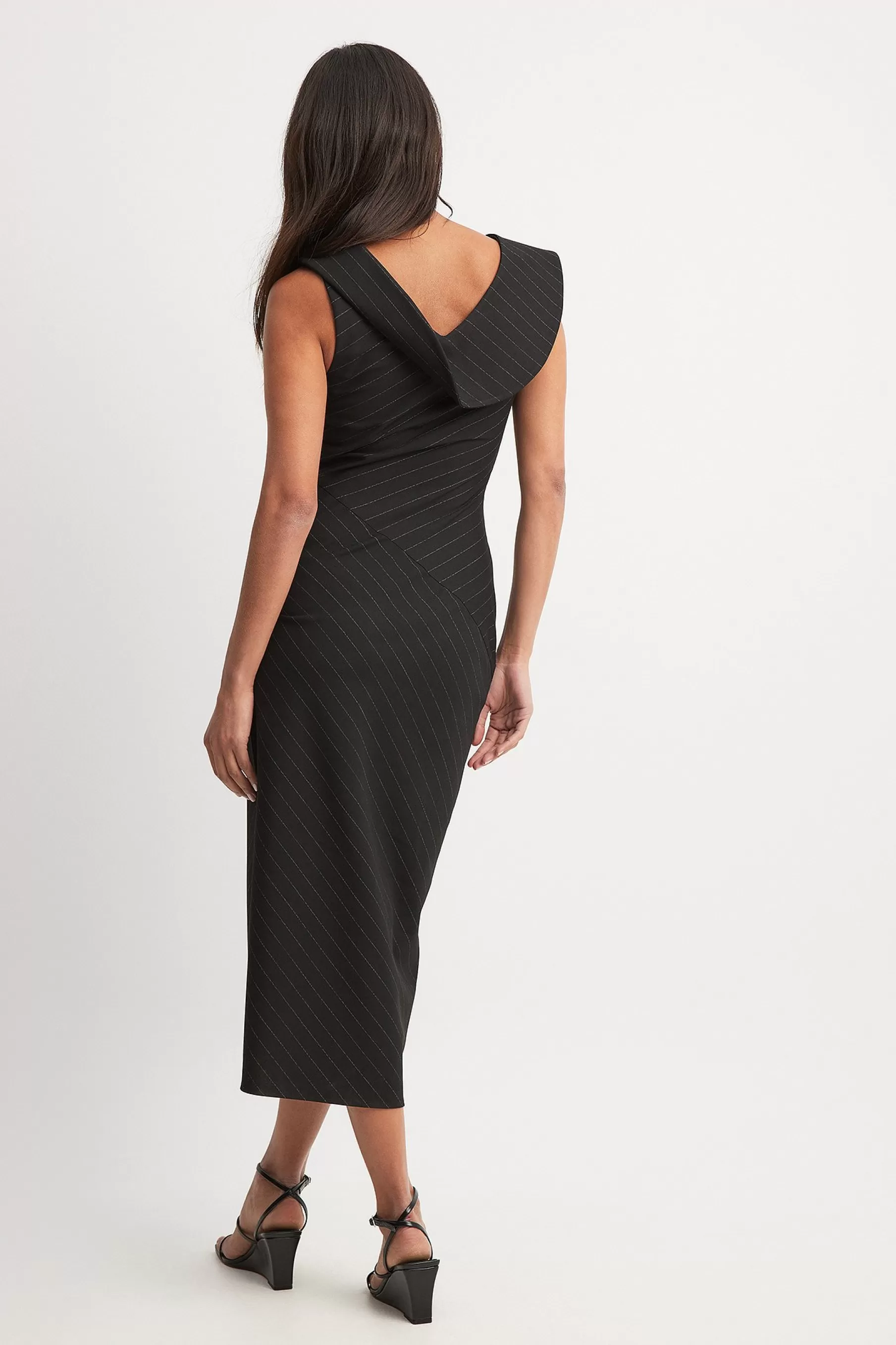 NA-KD Pinstriped Slit Detail Midi Dress Black