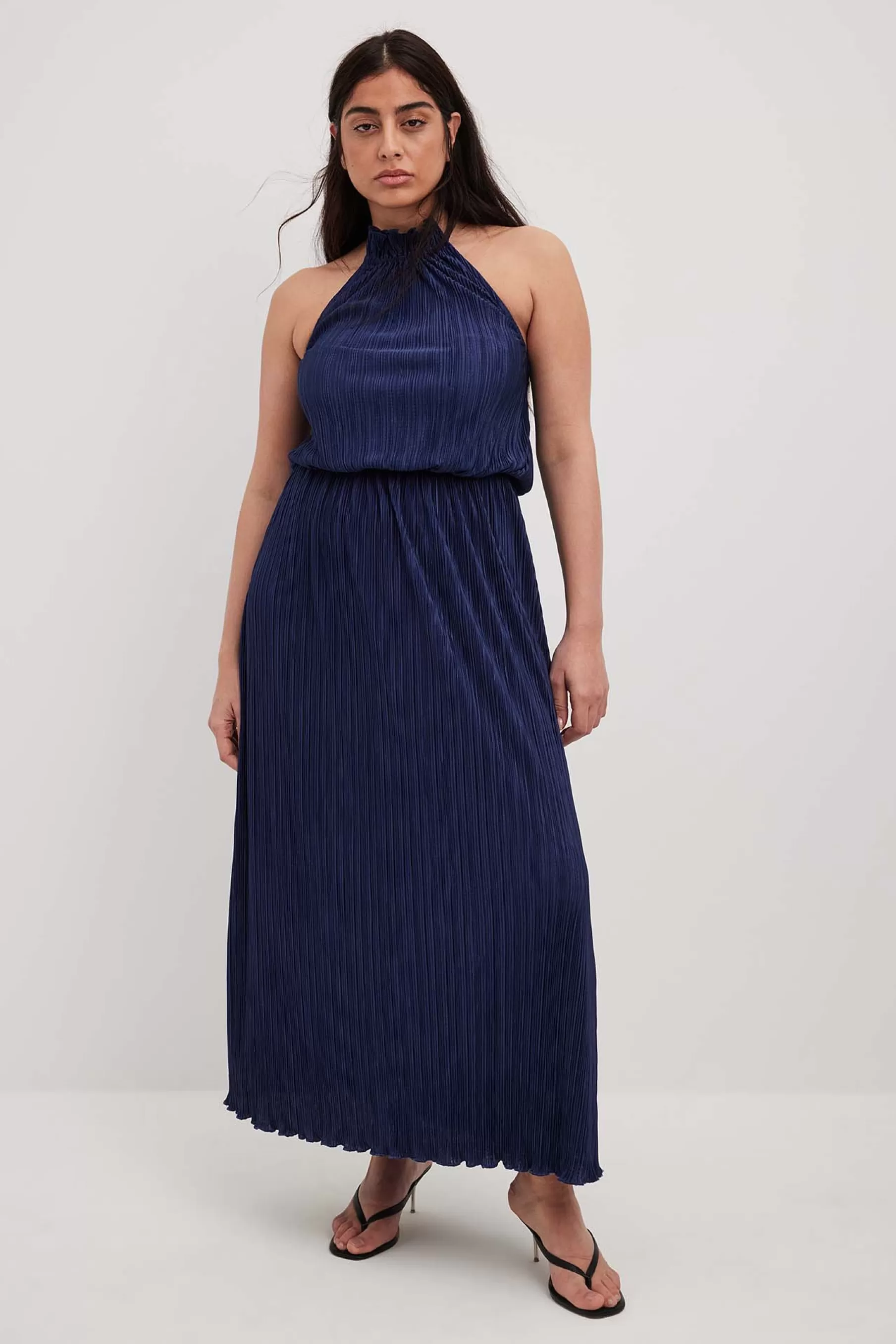 NA-KD Pleated Flowy Midi Dress Blue