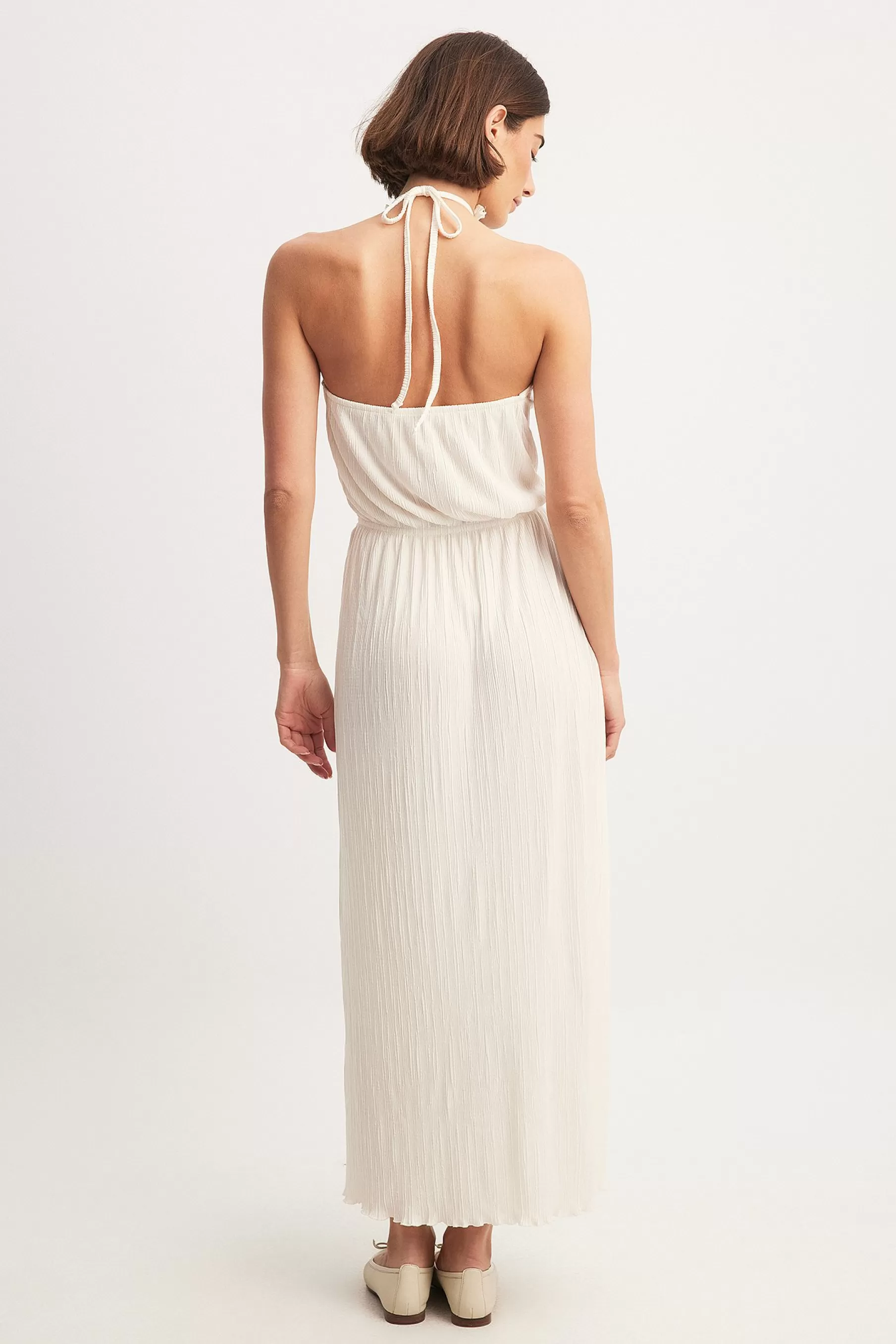 NA-KD Pleated Flowy Midi Dress Offwhite