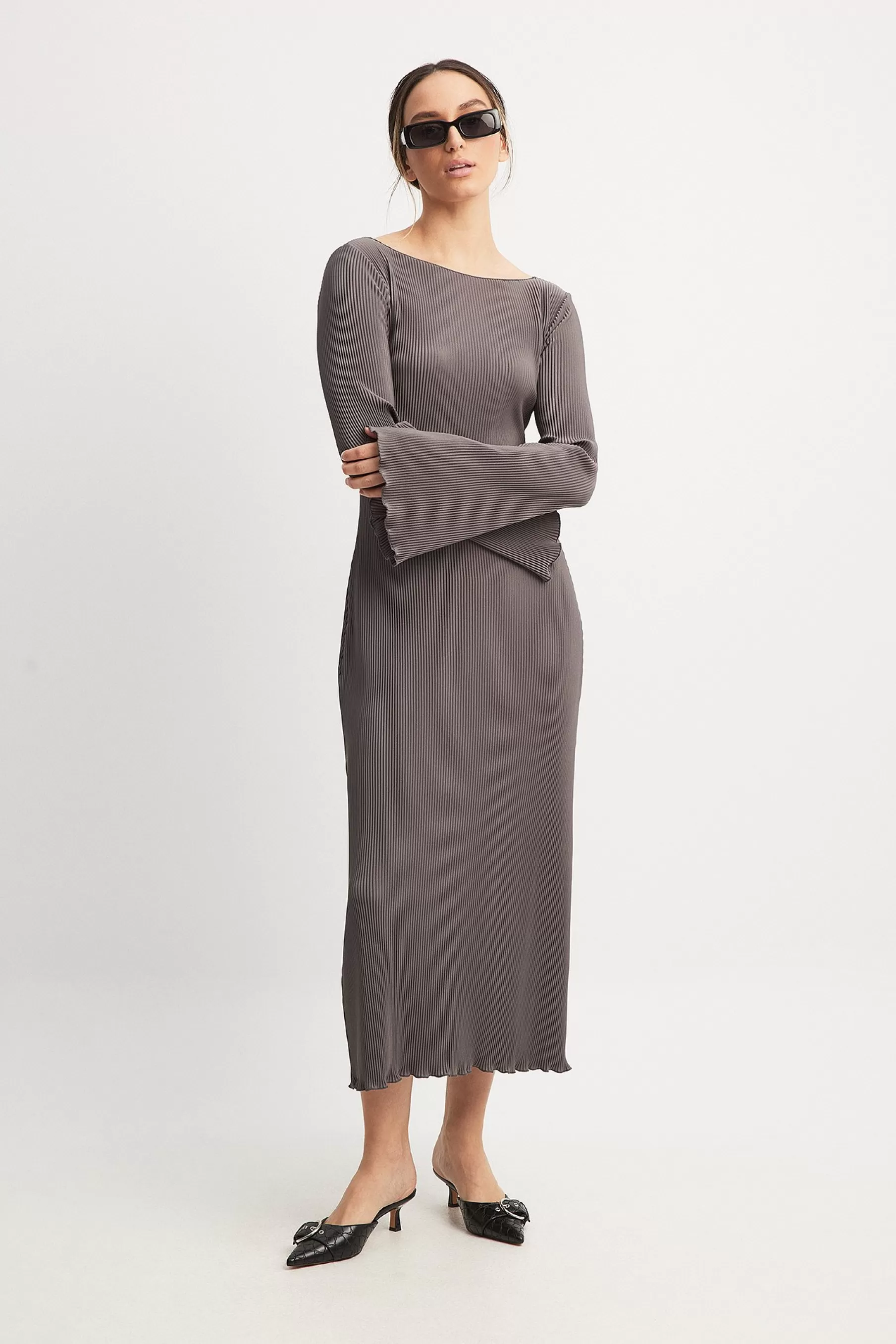 NA-KD Pleated Midi Dress Grey