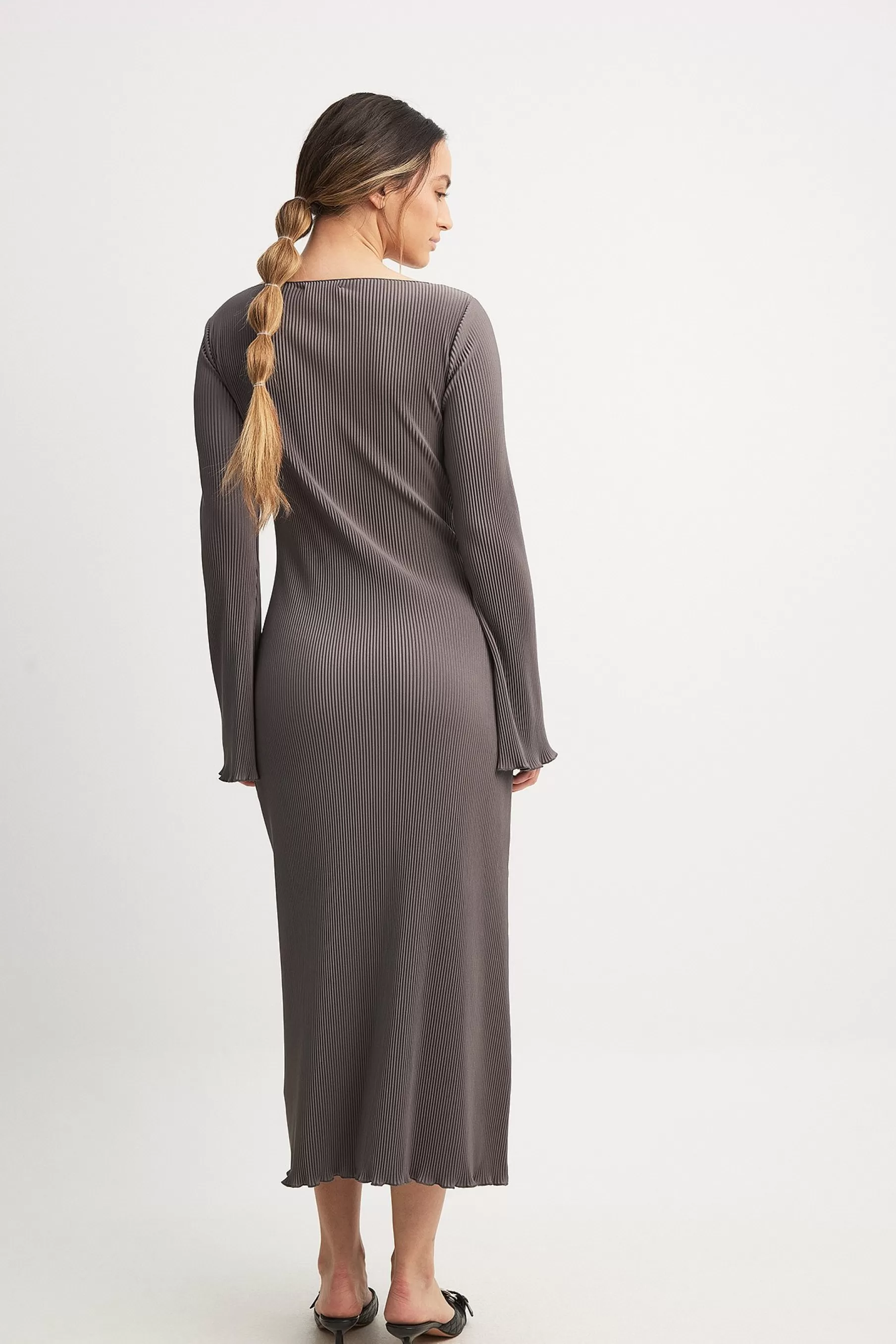 NA-KD Pleated Midi Dress Grey