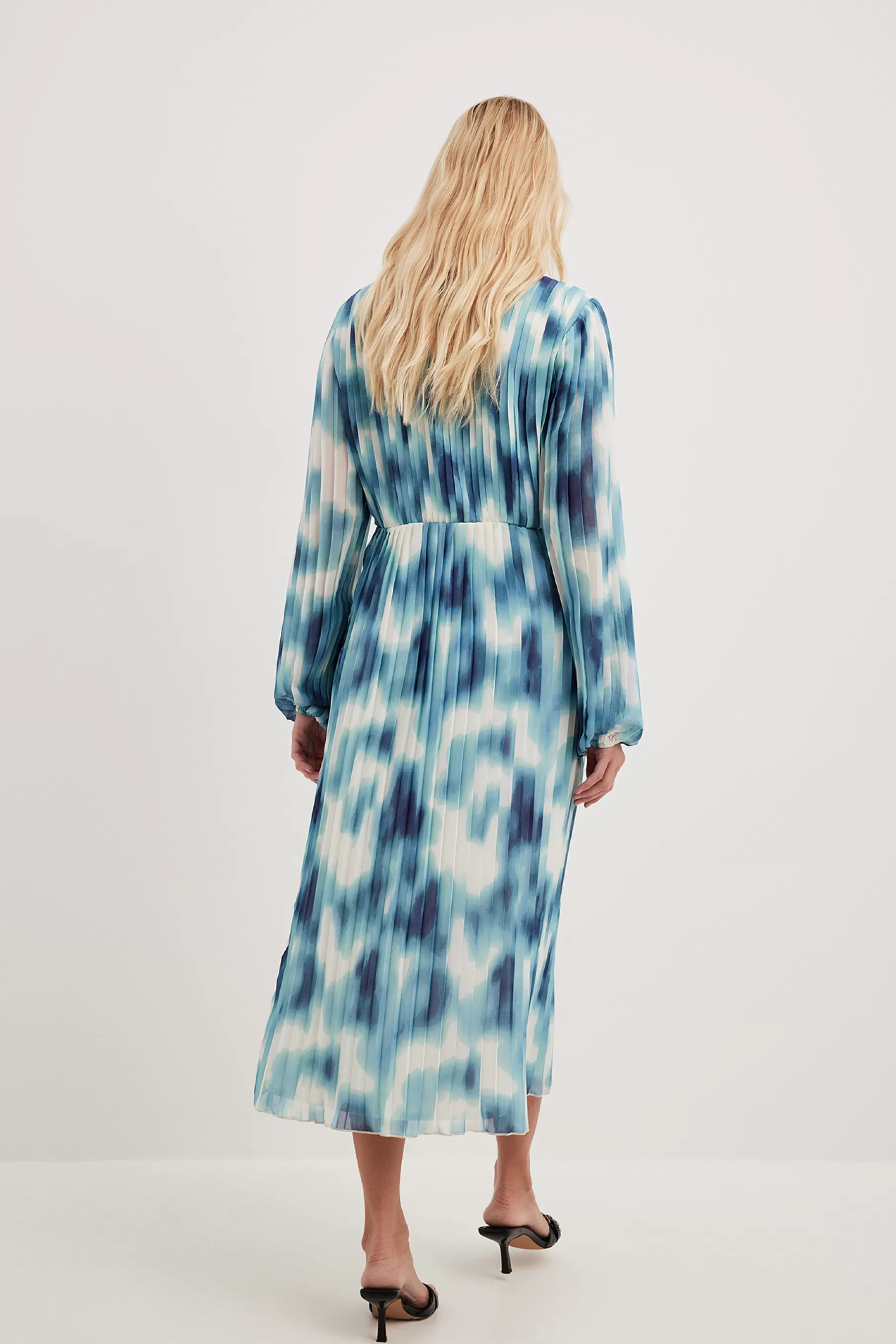 NA-KD Pleated Overlap Midi Dress Blue