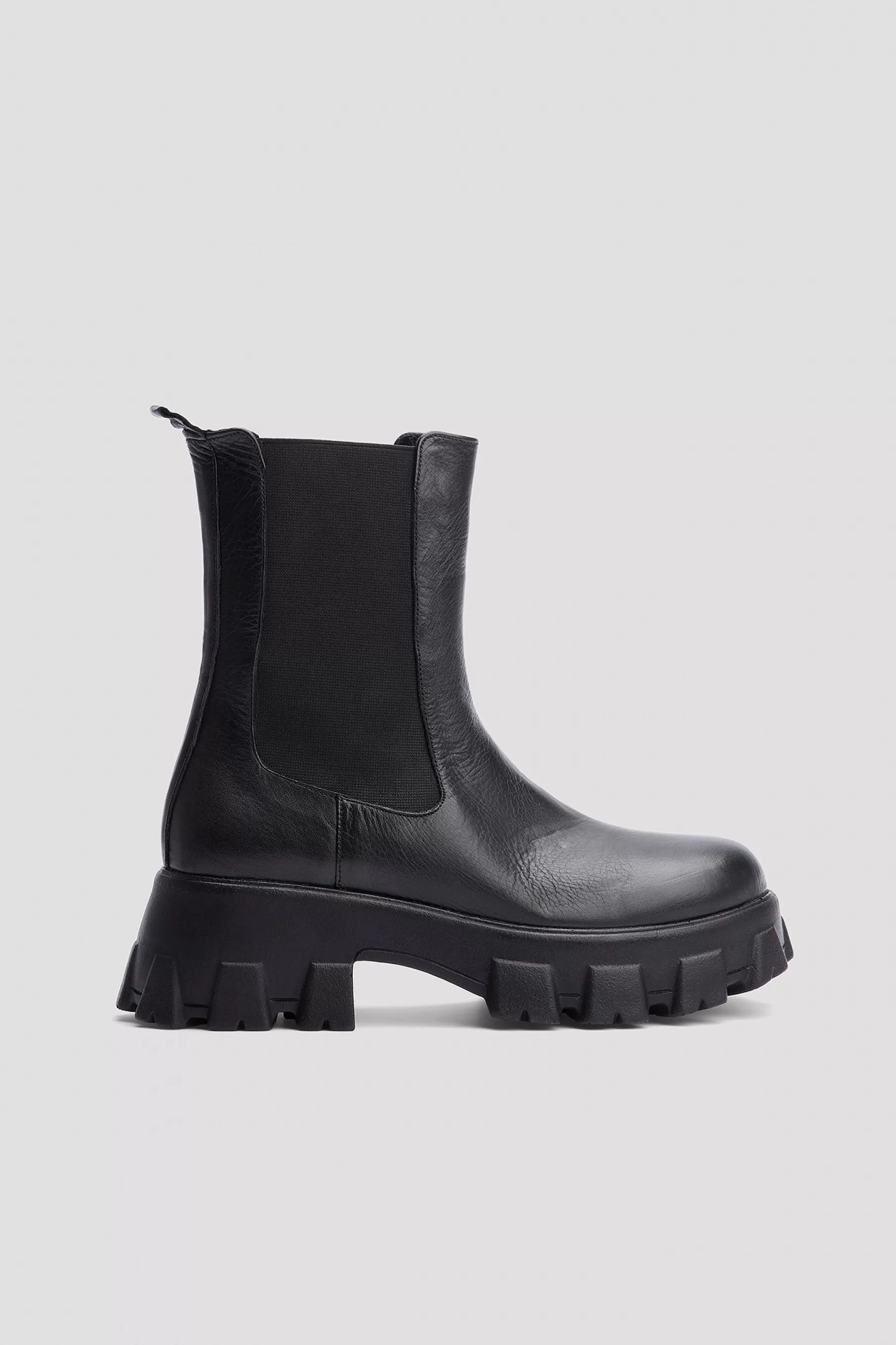 NA-KD Profile Sole Leather Boots Black