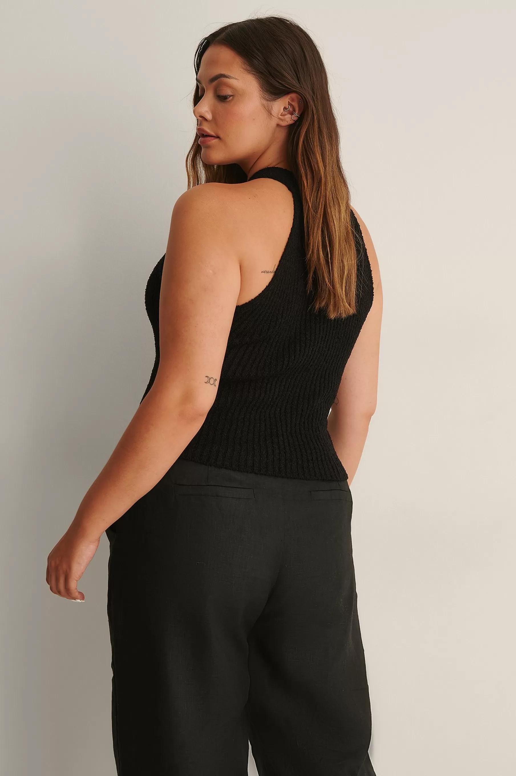 NA-KD Ribbed High Neck Knitted Singlet Black