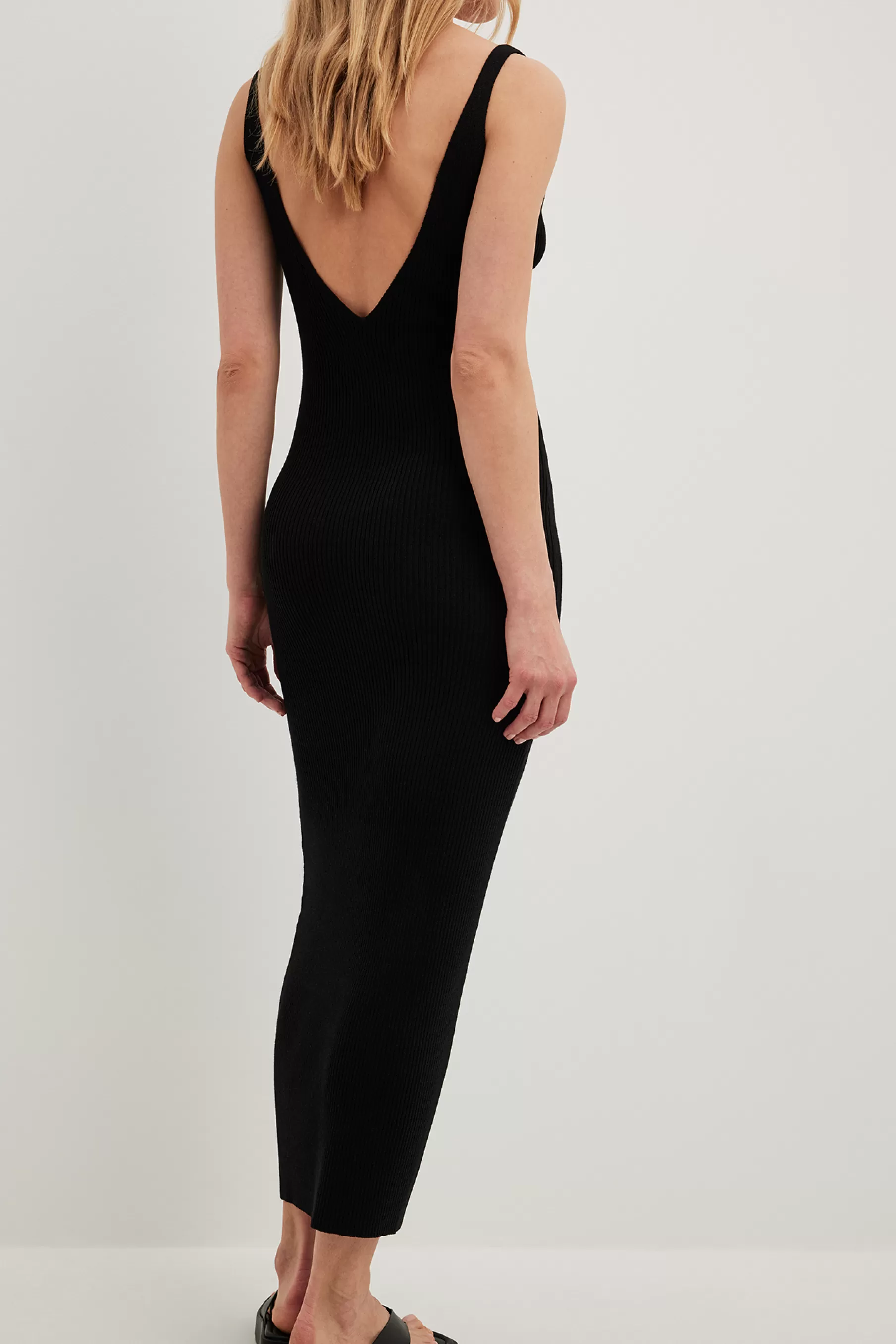 NA-KD Ribbed Knitted Deep Back Dress Black