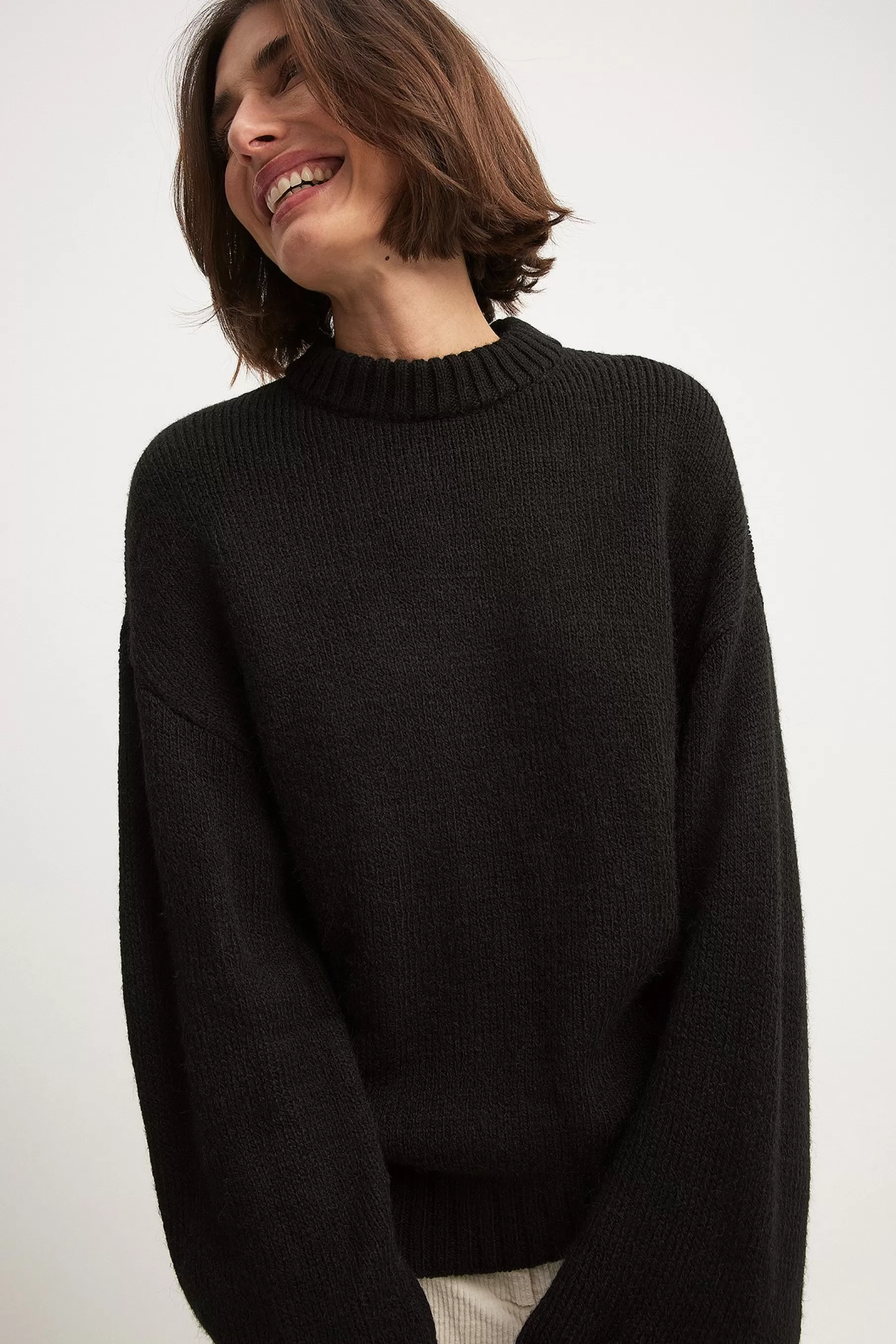 NA-KD Round Neck Knitted Sweater Black