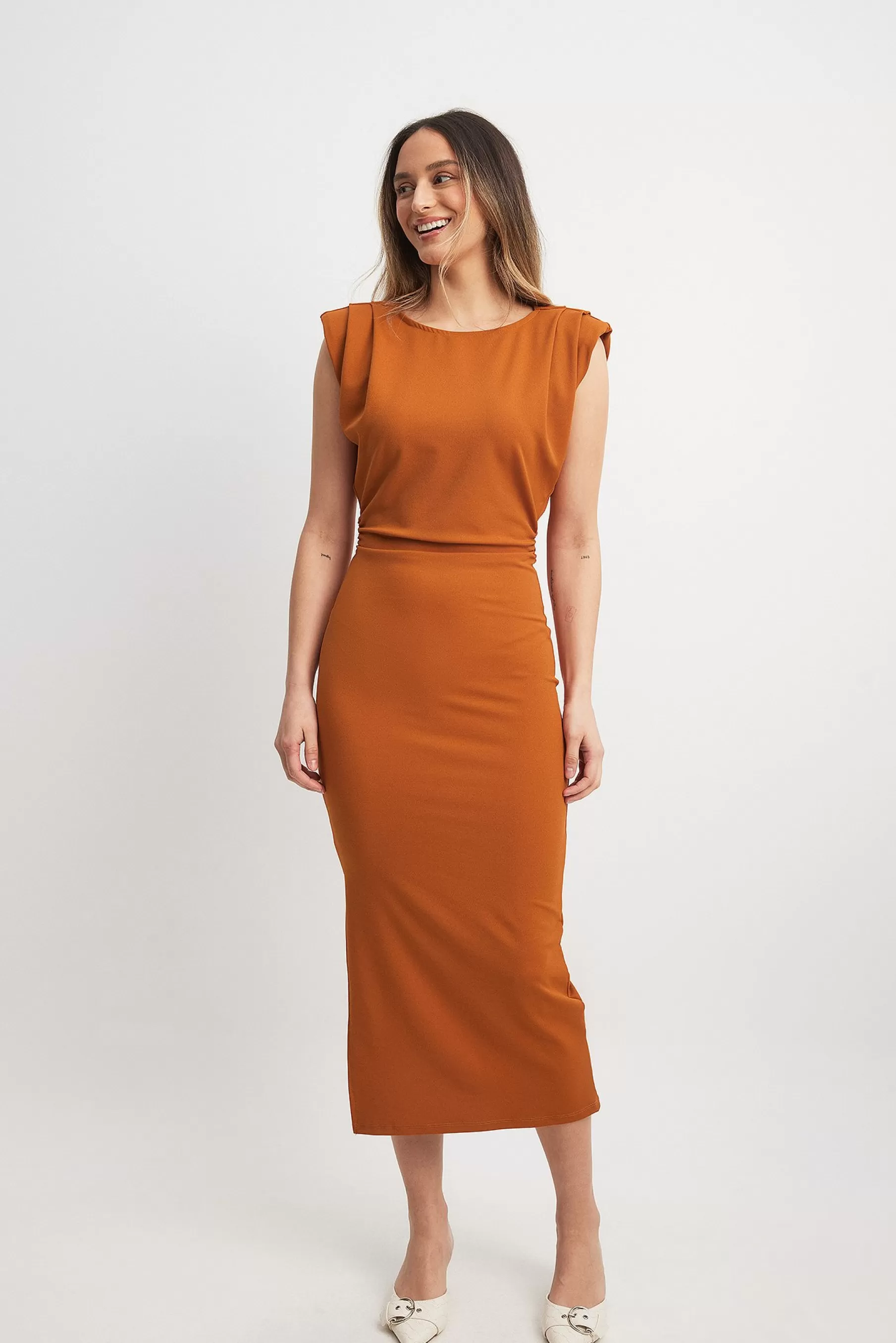 NA-KD Sharp Shoulder Midi Dress Orange