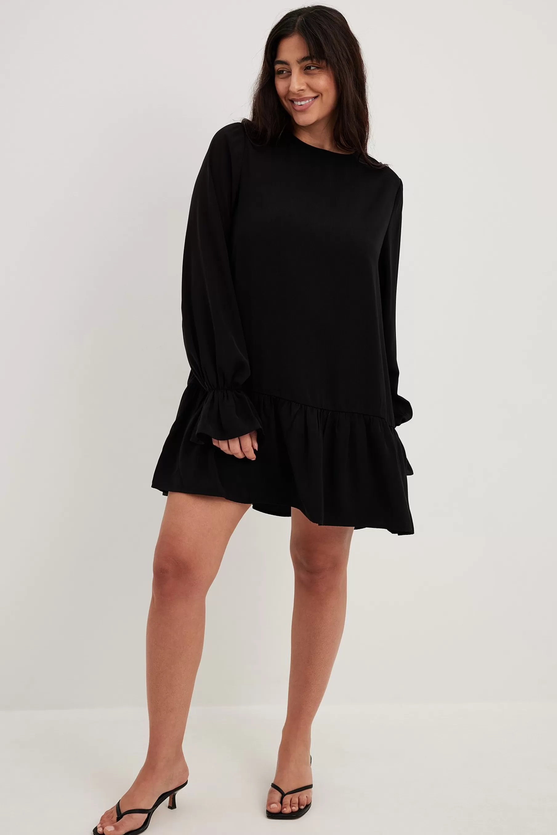 NA-KD Sleeve Detail Open Back Mini Dress Black