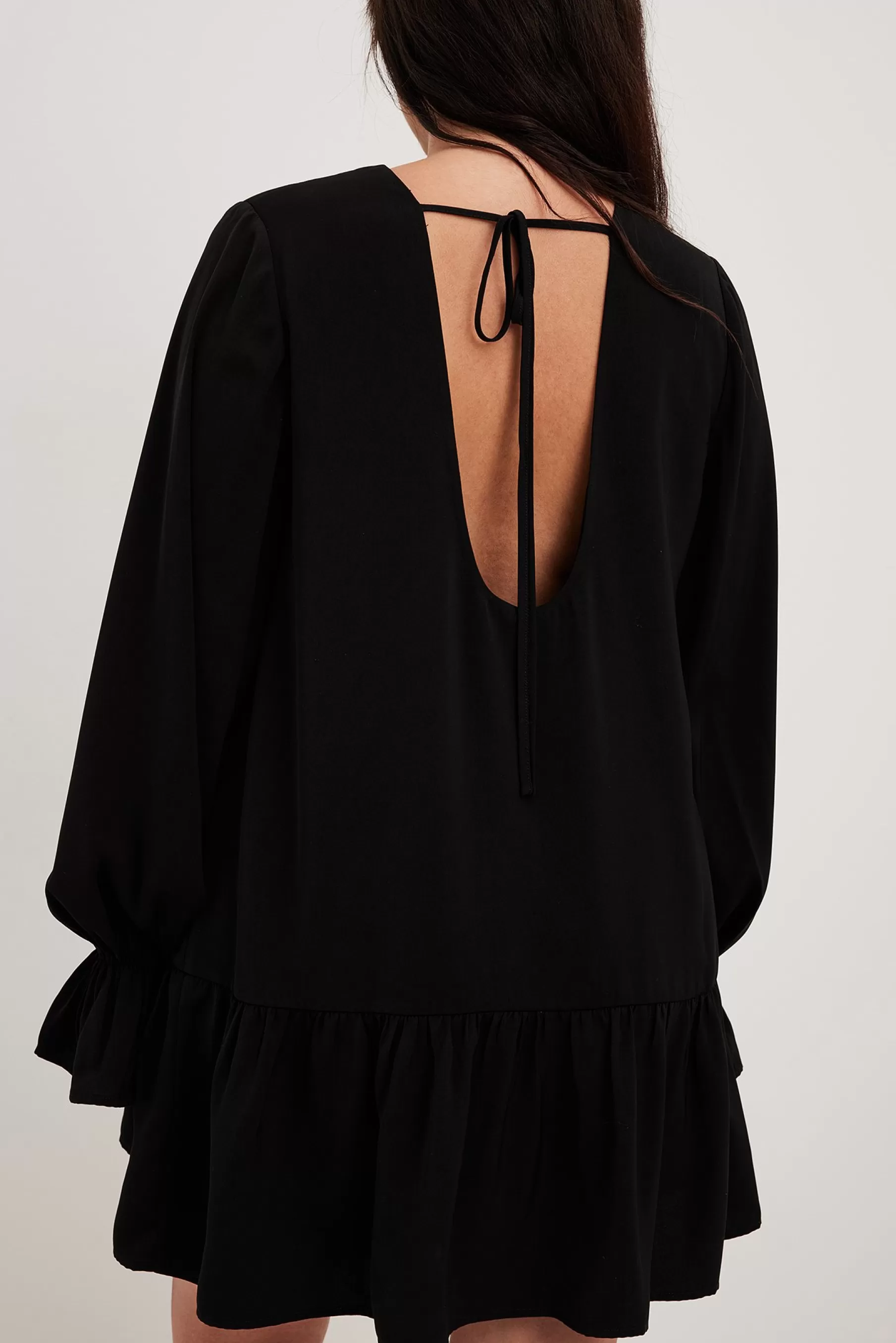 NA-KD Sleeve Detail Open Back Mini Dress Black