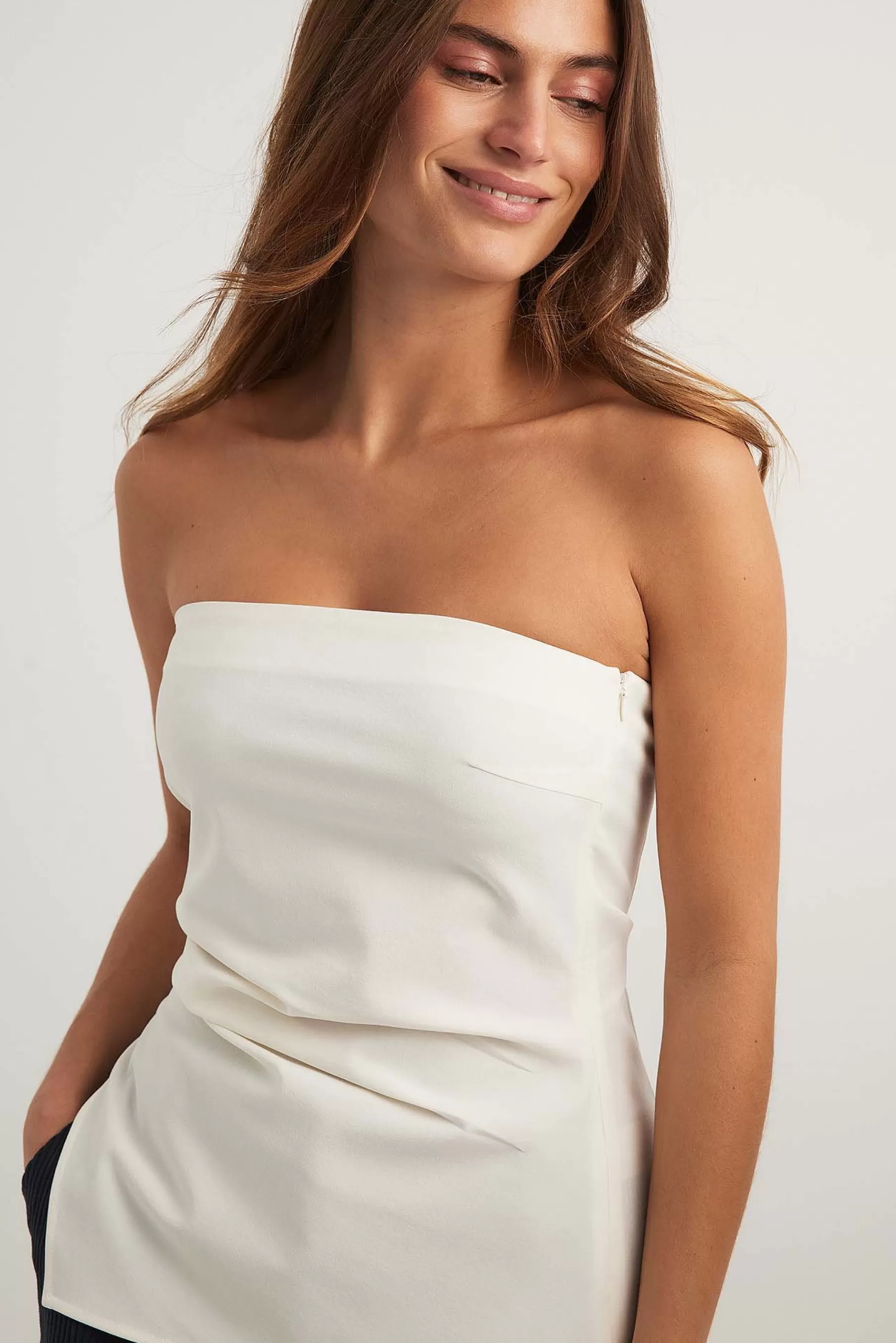 NA-KD Sleeveless Asymmetric Bandeau Top White