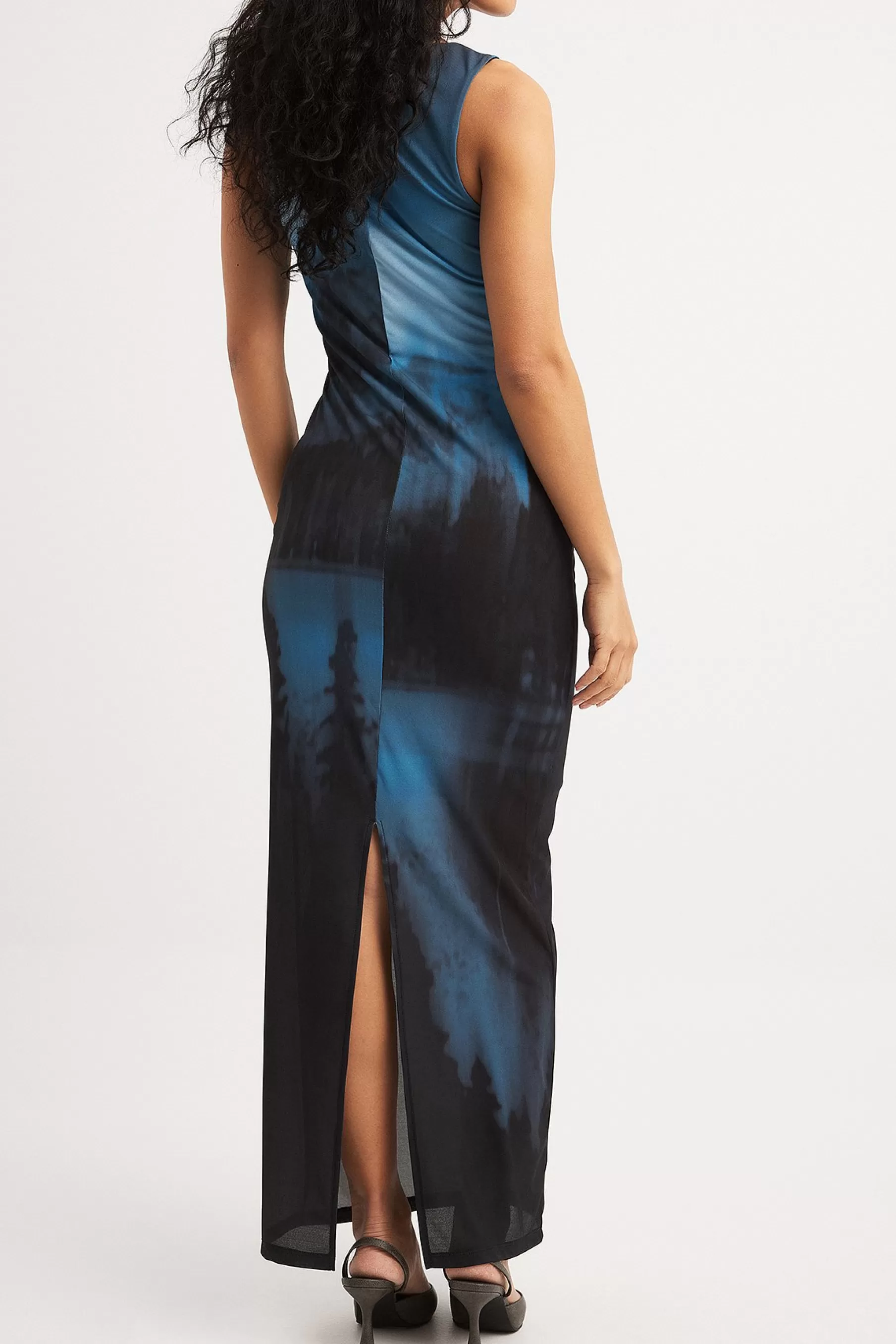 NA-KD Sleeveless Mesh Maxi Dress Blue