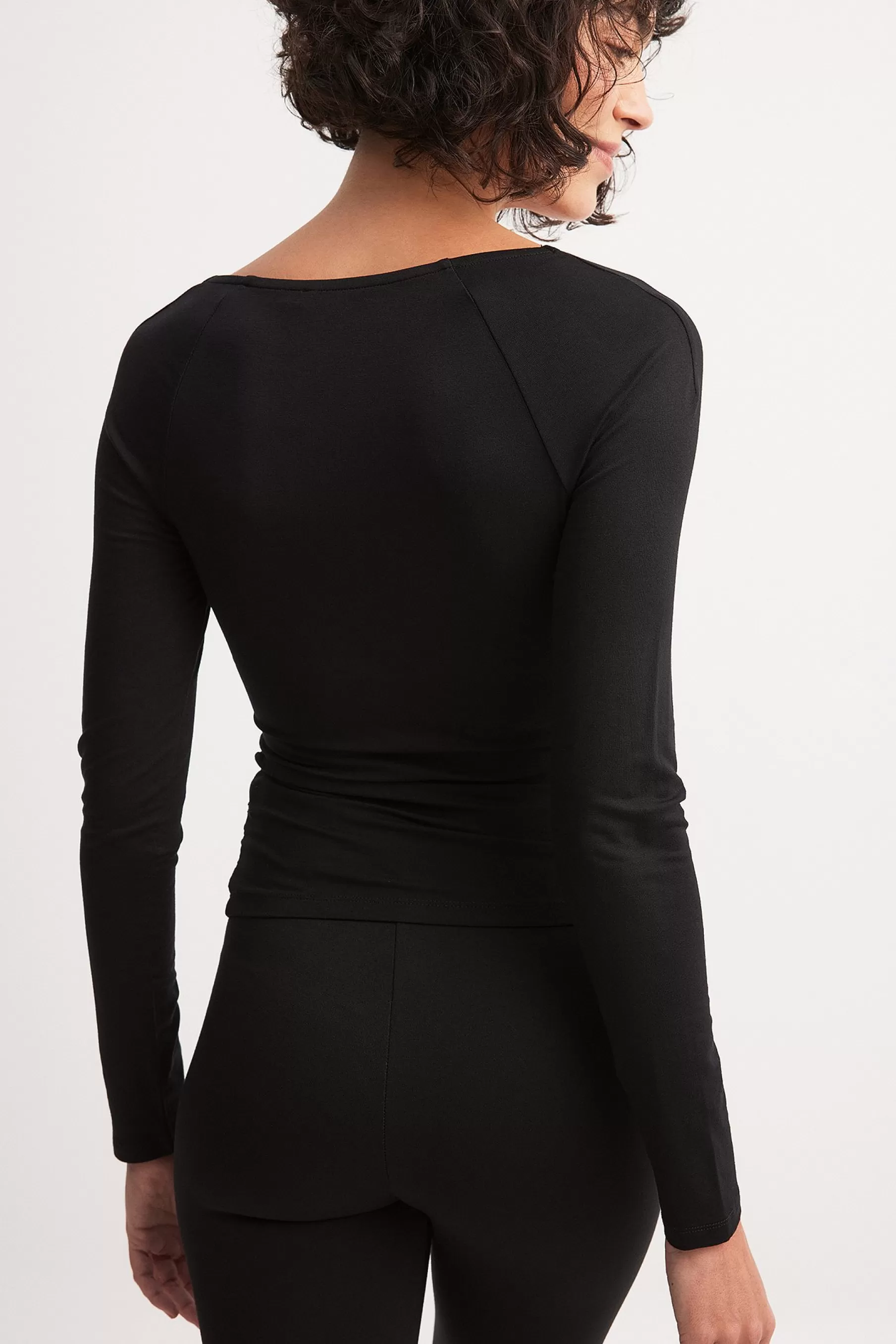 NA-KD Soft Line Front Twist Long Sleeve Top Black