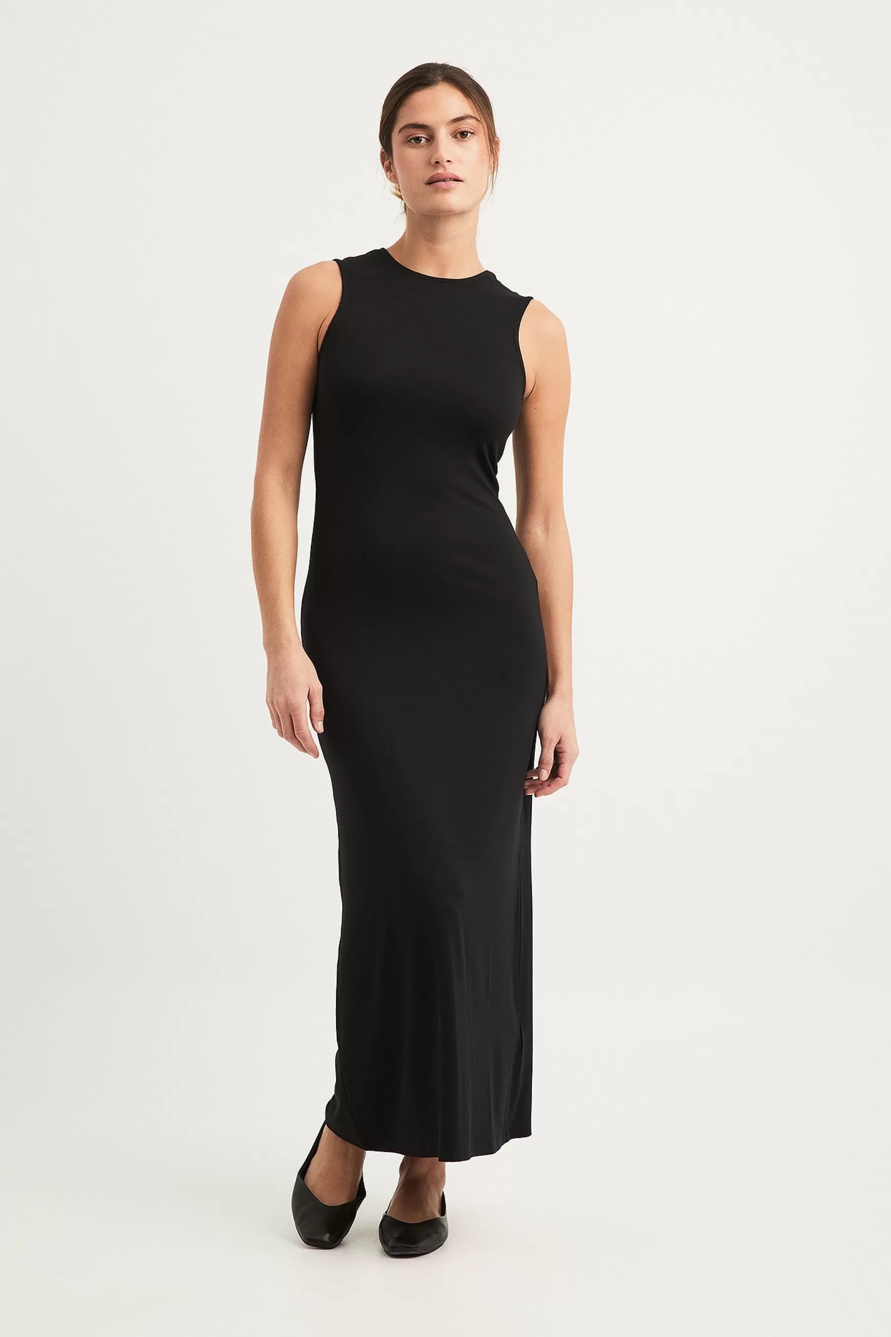 NA-KD Soft Line Sleevless Midi Dress Black