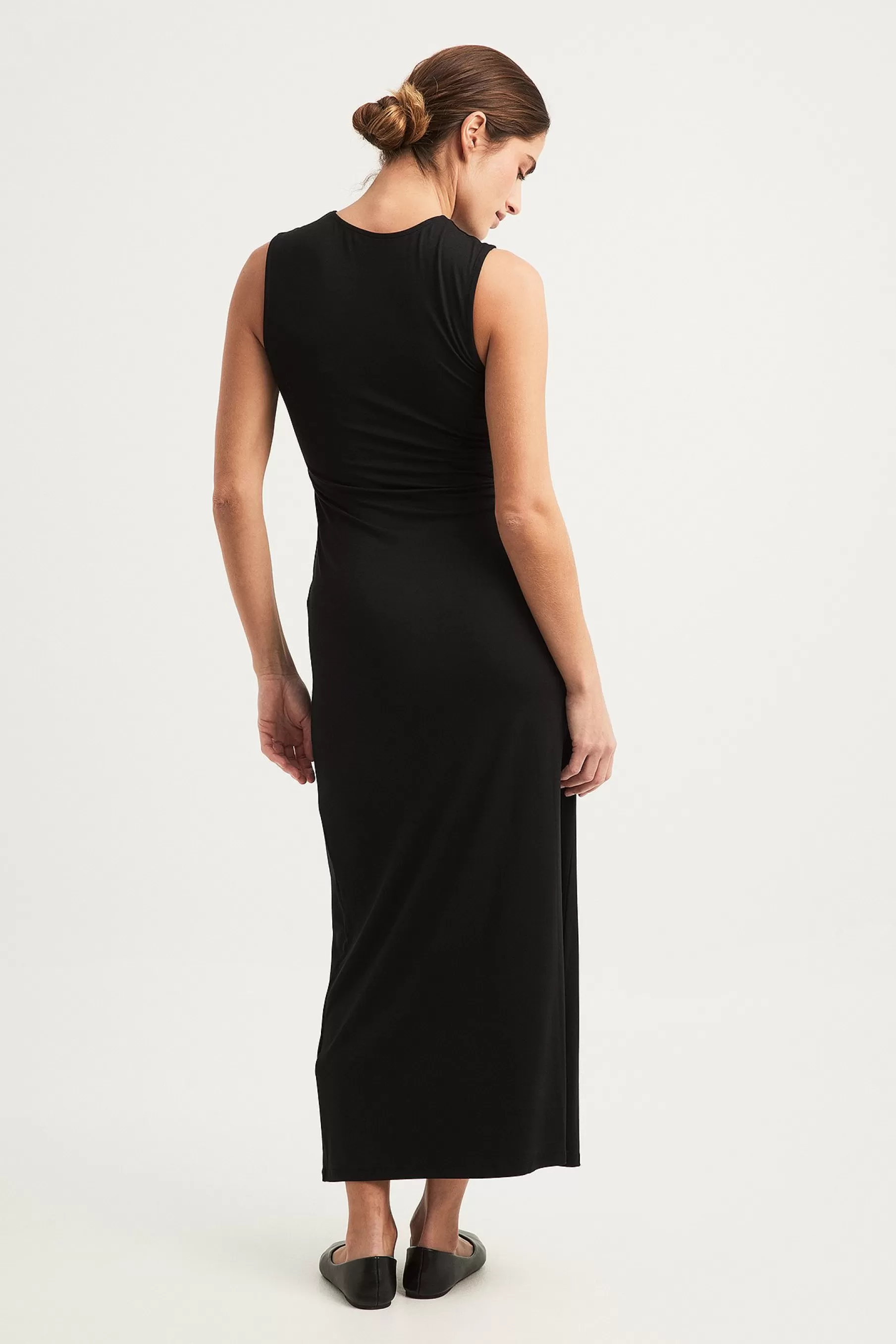 NA-KD Soft Line Sleevless Midi Dress Black