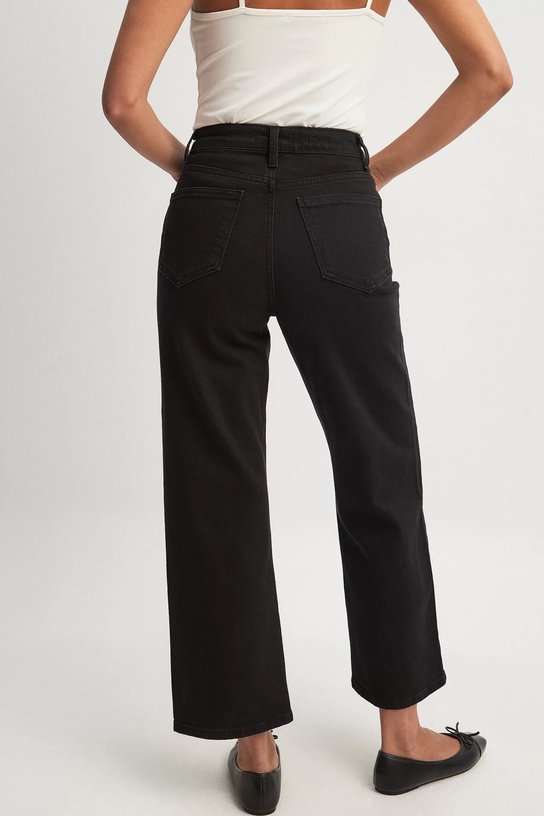 NA-KD Straight High Waist Cropped Jeans Black