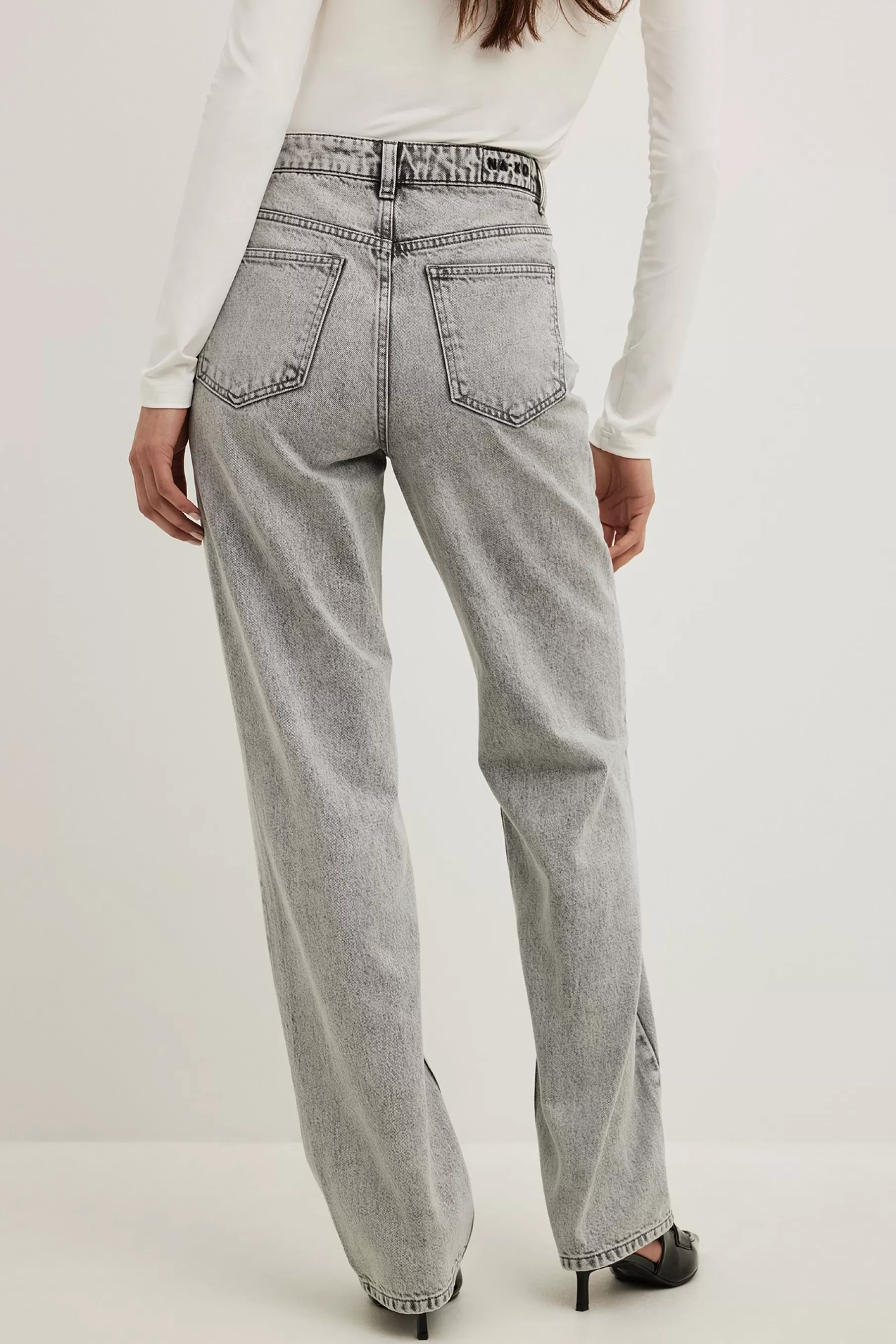 NA-KD Straight High Waist Jeans Grey