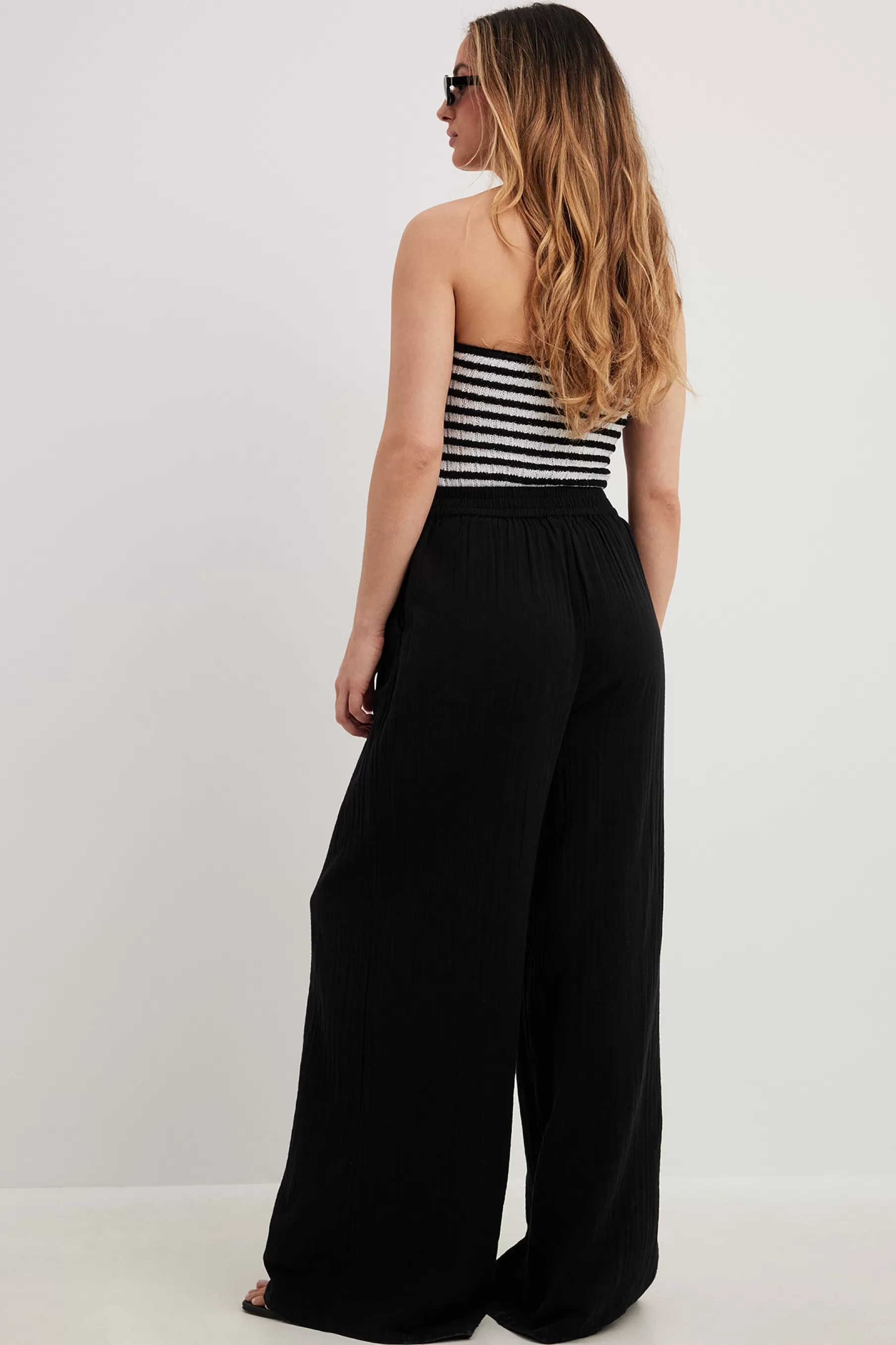 NA-KD Structured Flowy Elastic Waist Pants Black