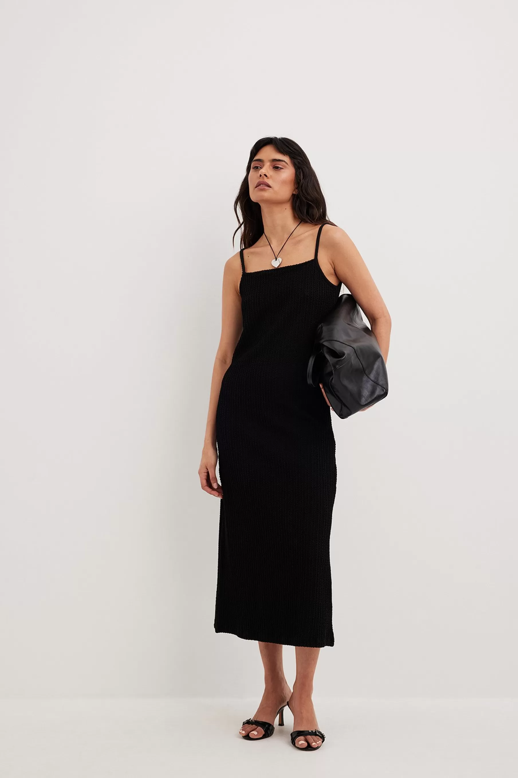 NA-KD Structured Loose Fit Midi Dress Black