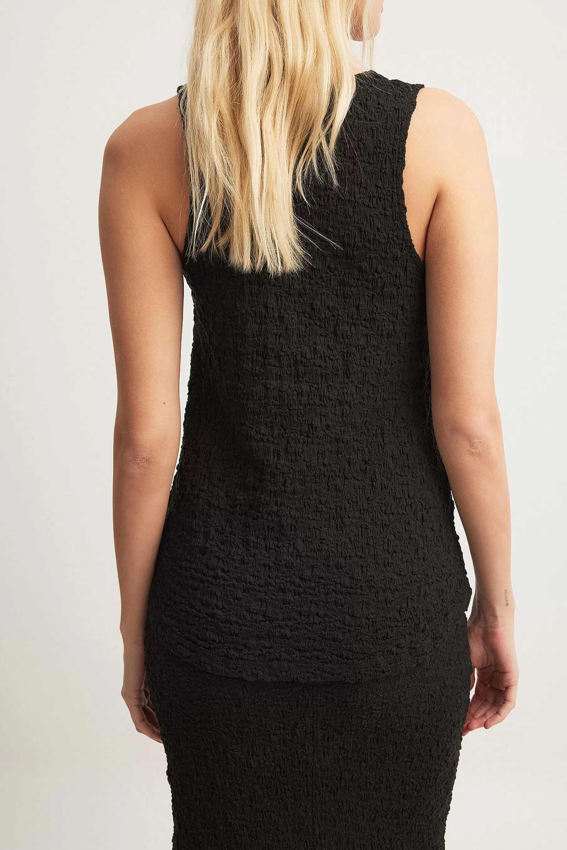 NA-KD Structured Sleeveless Top Black