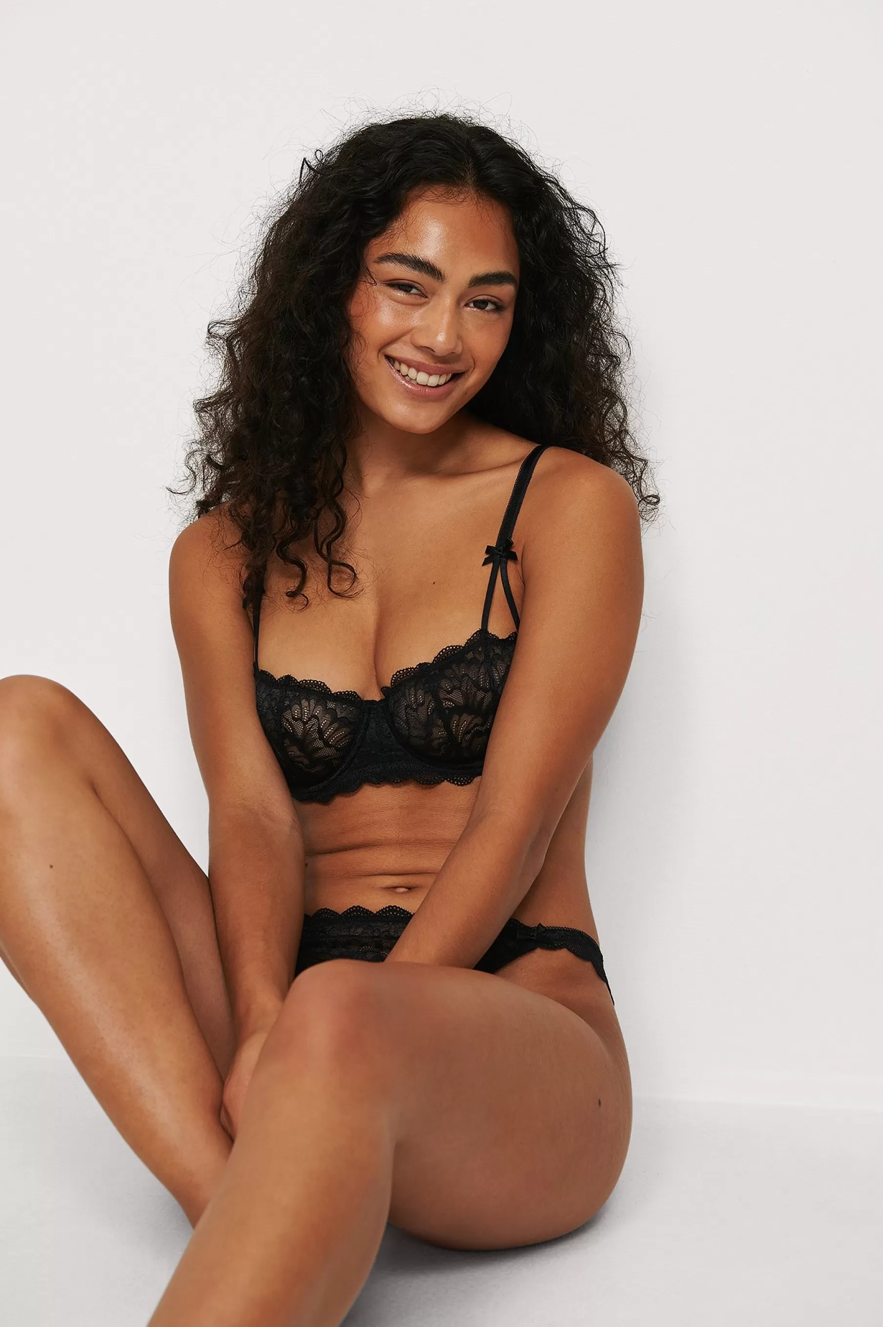 NA-KD Sugar Bow Lace Bra Black