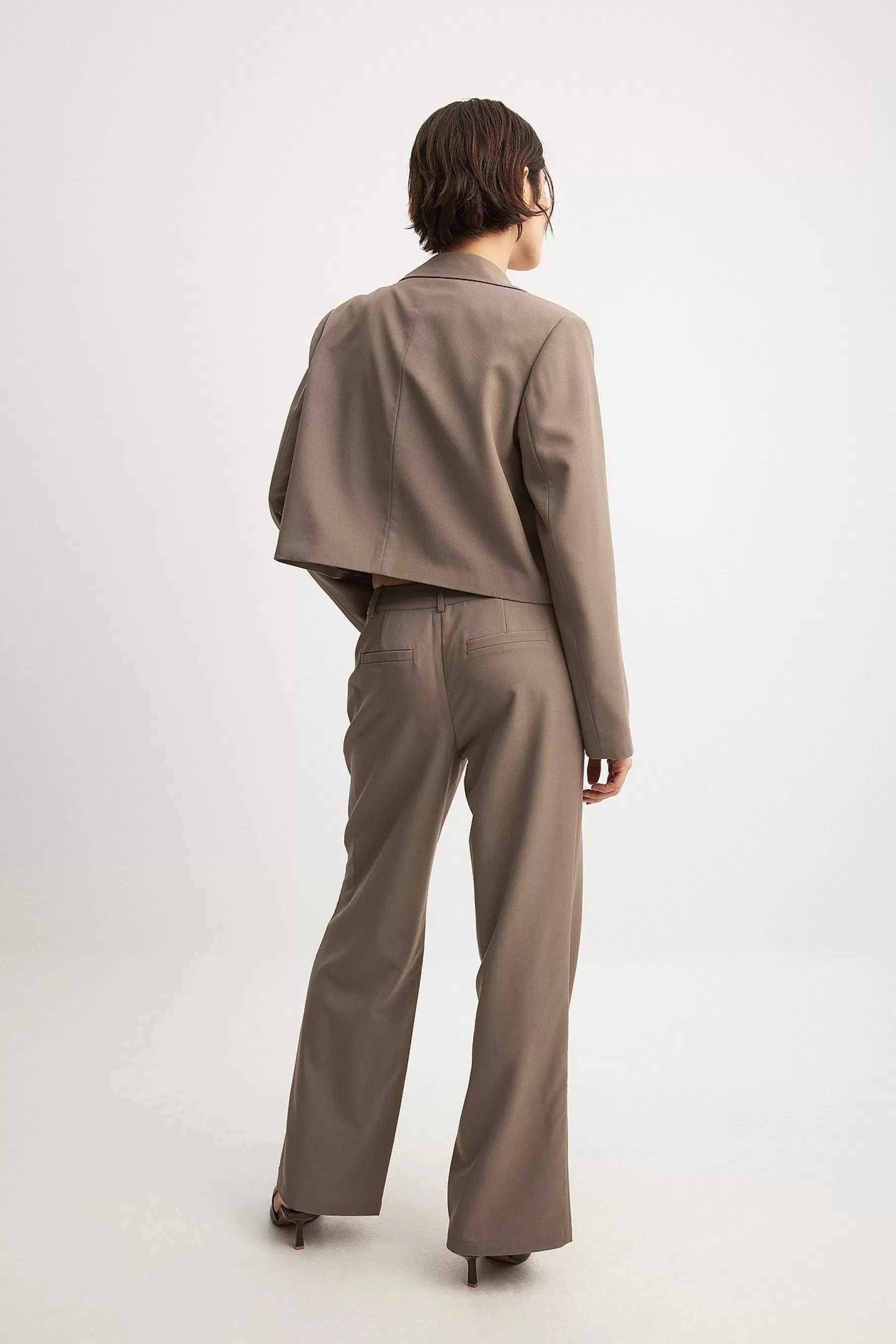 NA-KD Tailored Low Waist Pants Brown