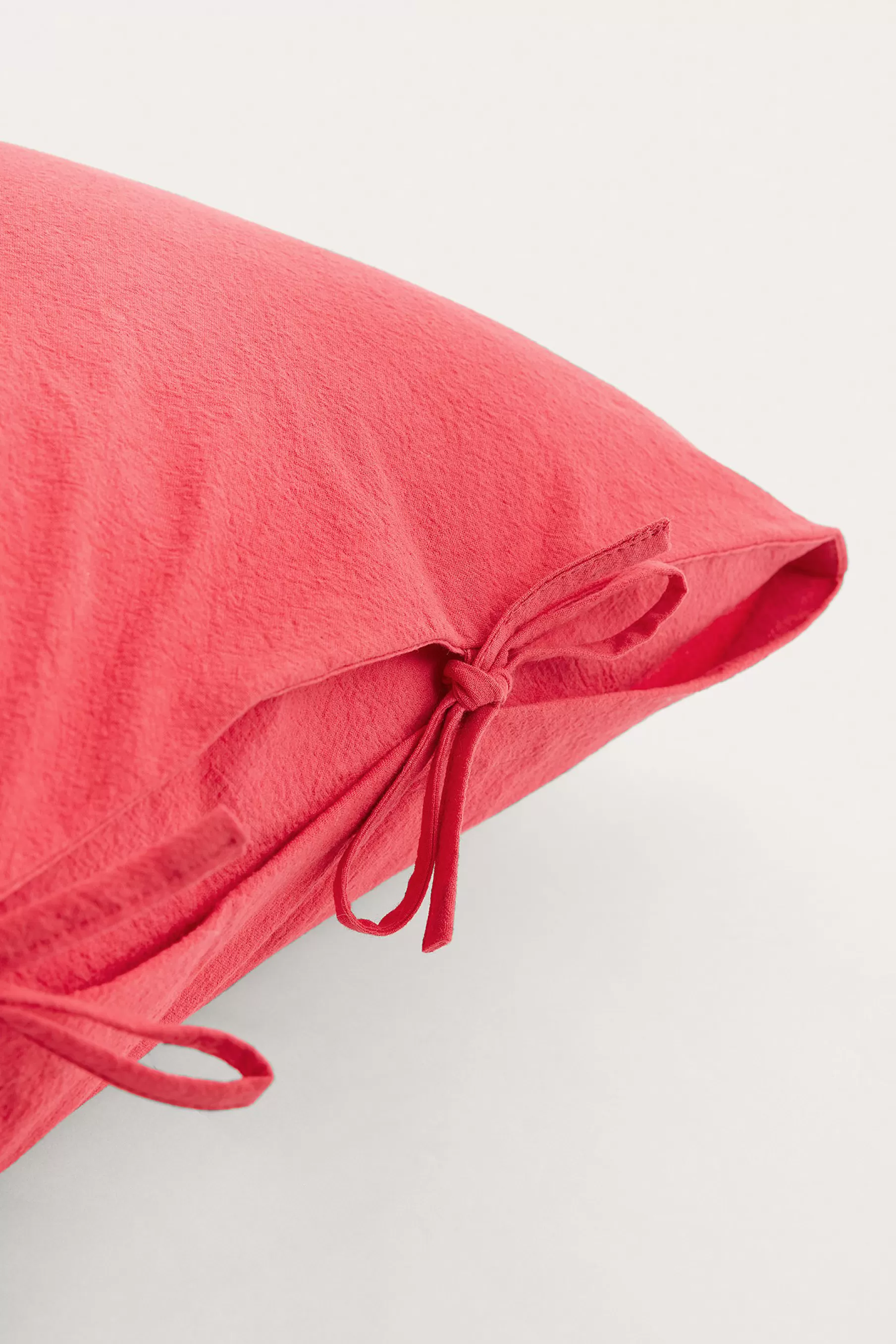 NA-KD Tied Cotton Cushion Cover Red