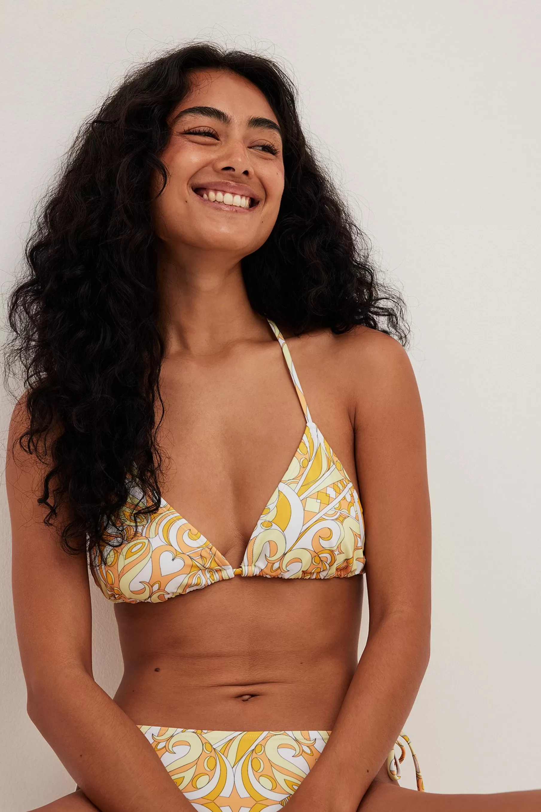 NA-KD Triangle Bikini Top Multicolor