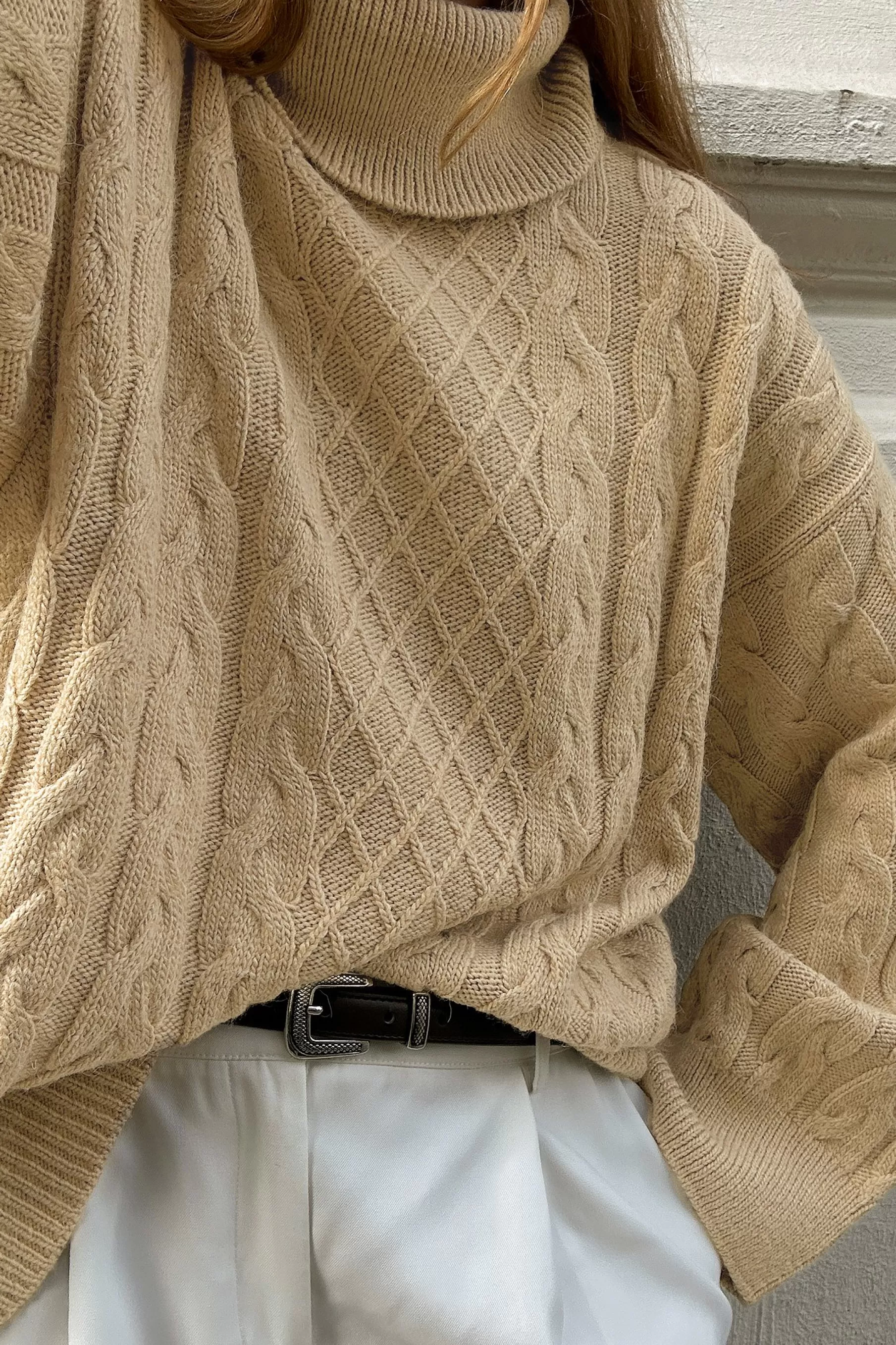 NA-KD Turtle Neck Knitted Cable Sweater Beige